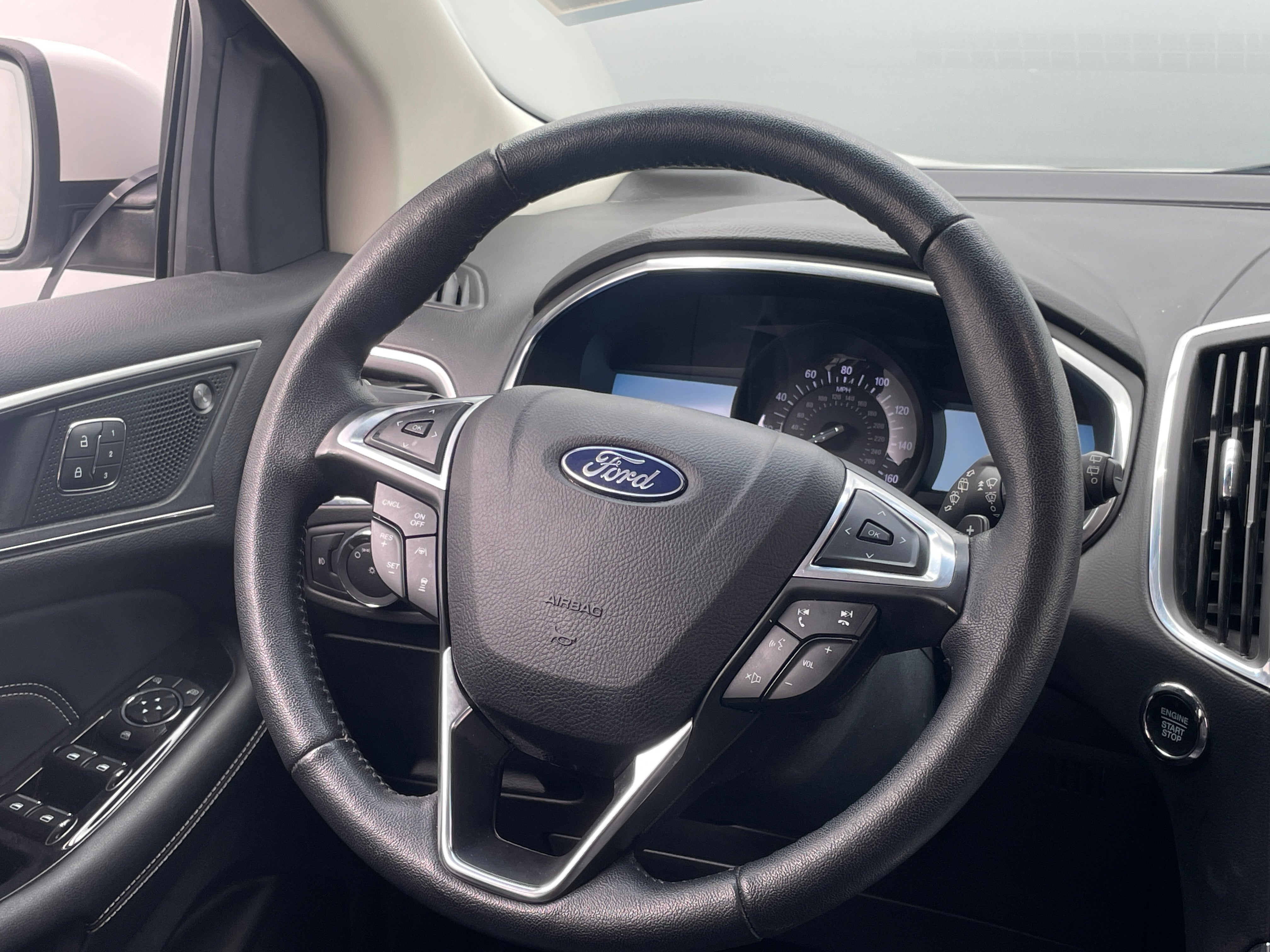 2020 Ford Edge Titanium 4