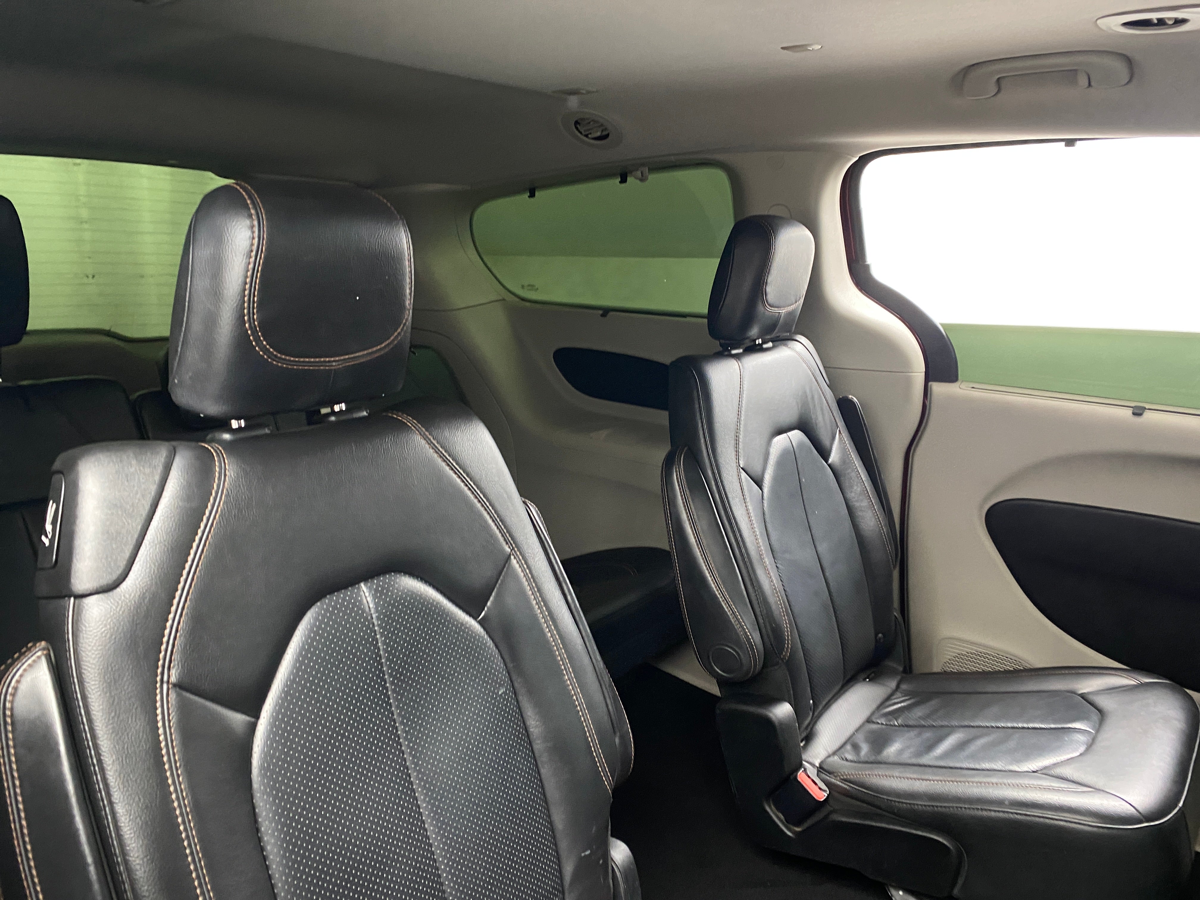 2018 Chrysler Pacifica Touring L 5