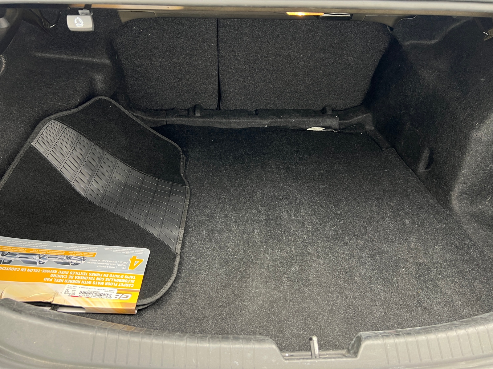 Thumbnail: 2022 Chevrolet Malibu - 7