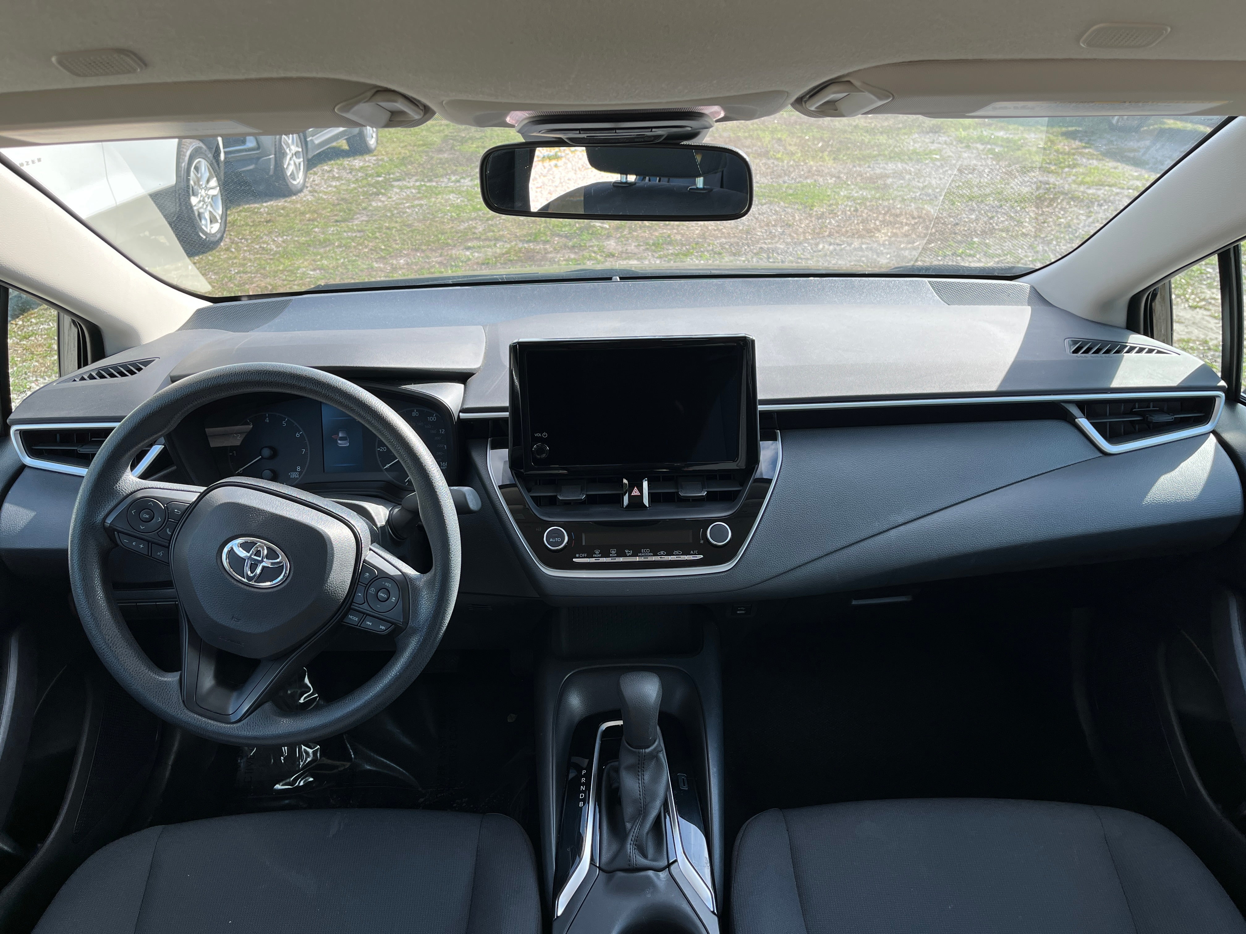 2023 Toyota Corolla LE 3