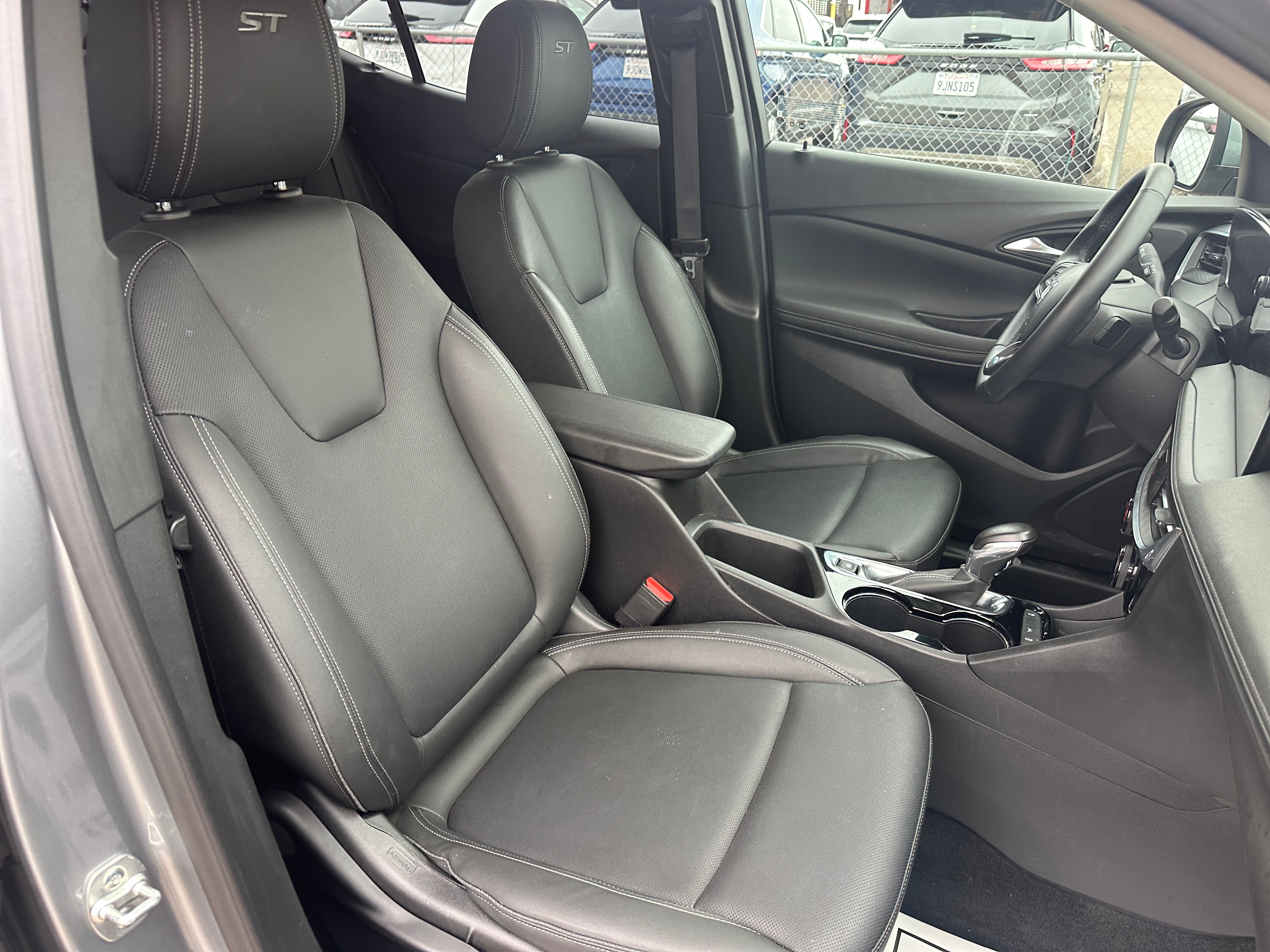 2024 Buick Encore GX Sport Touring 2
