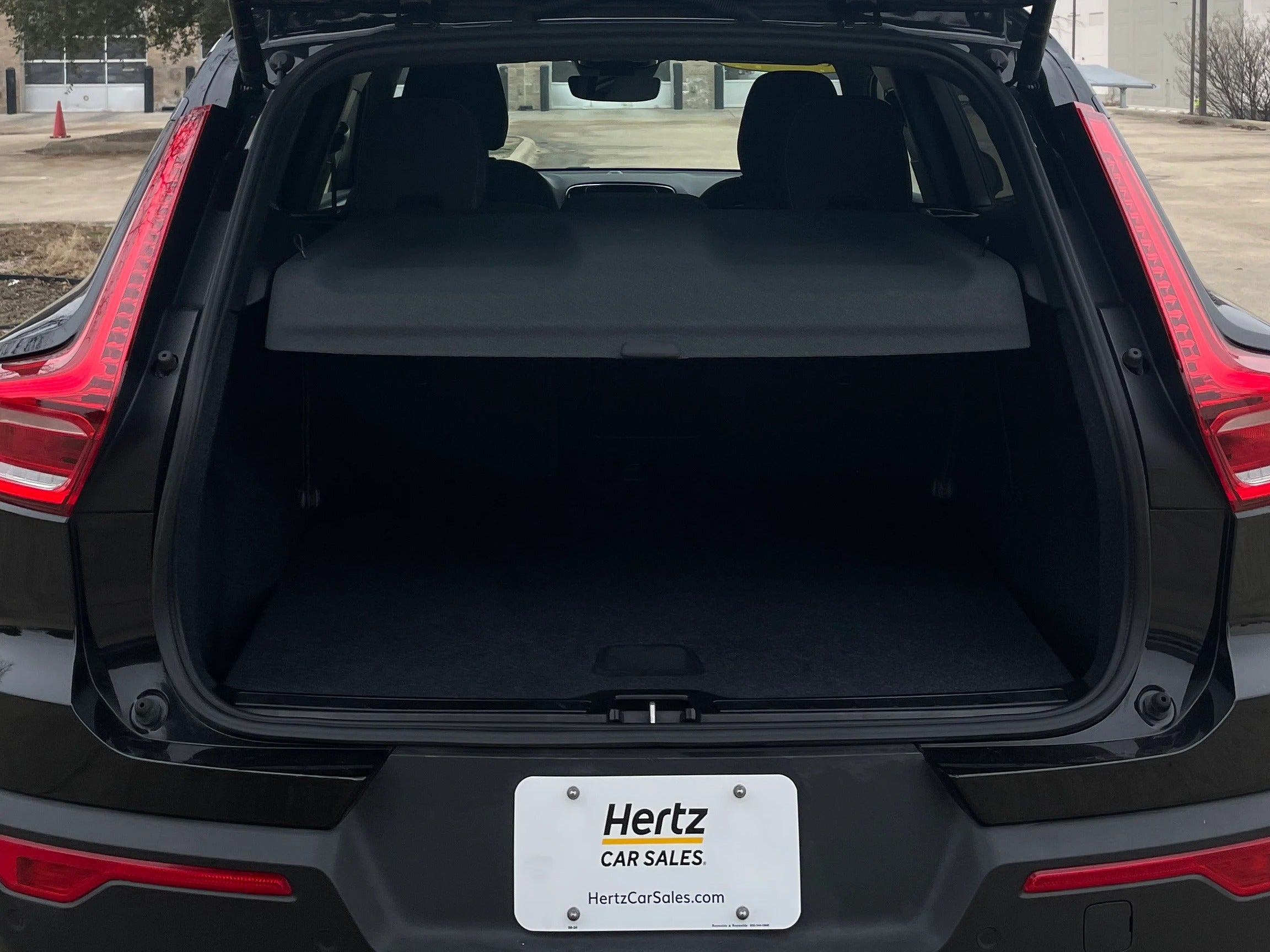 2024 Volvo XC40 B5 Core 5