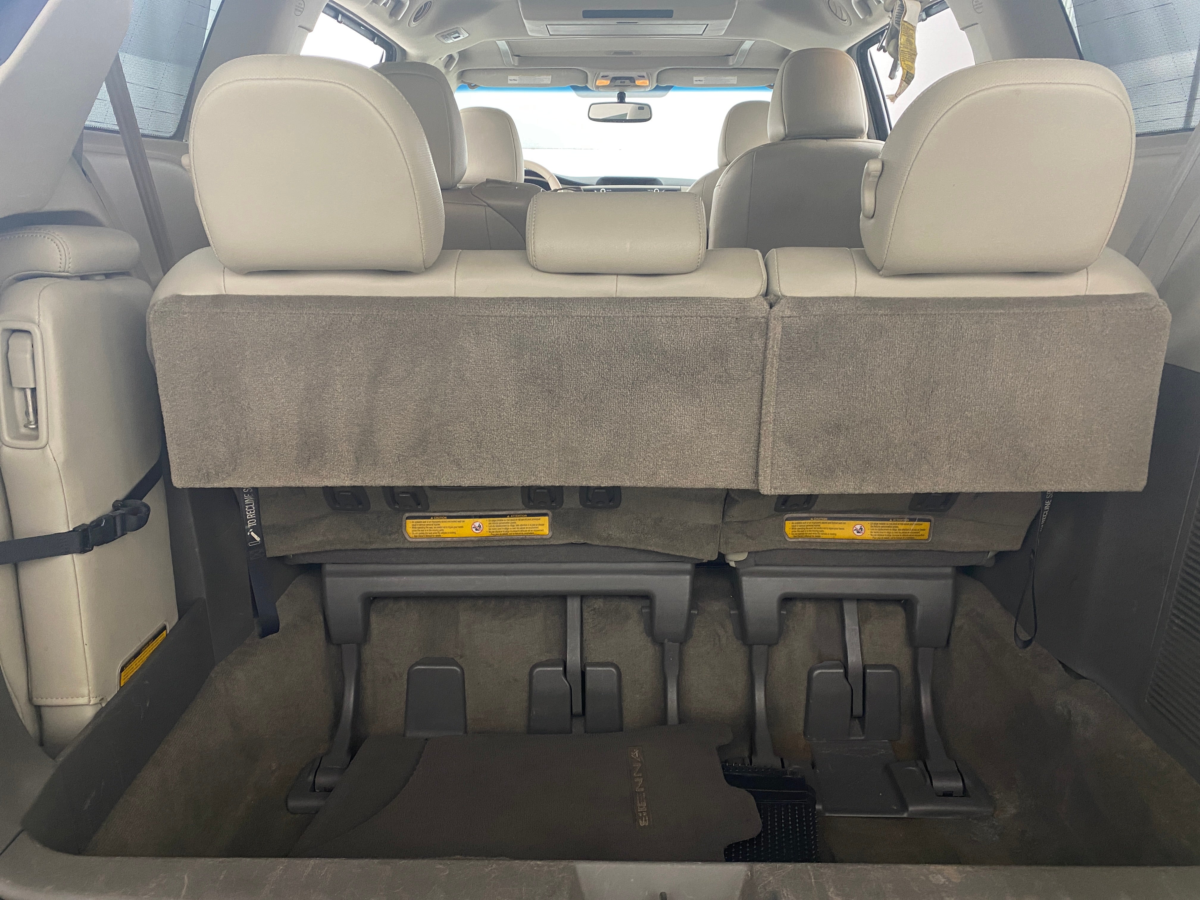 2013 Toyota Sienna XLE 6