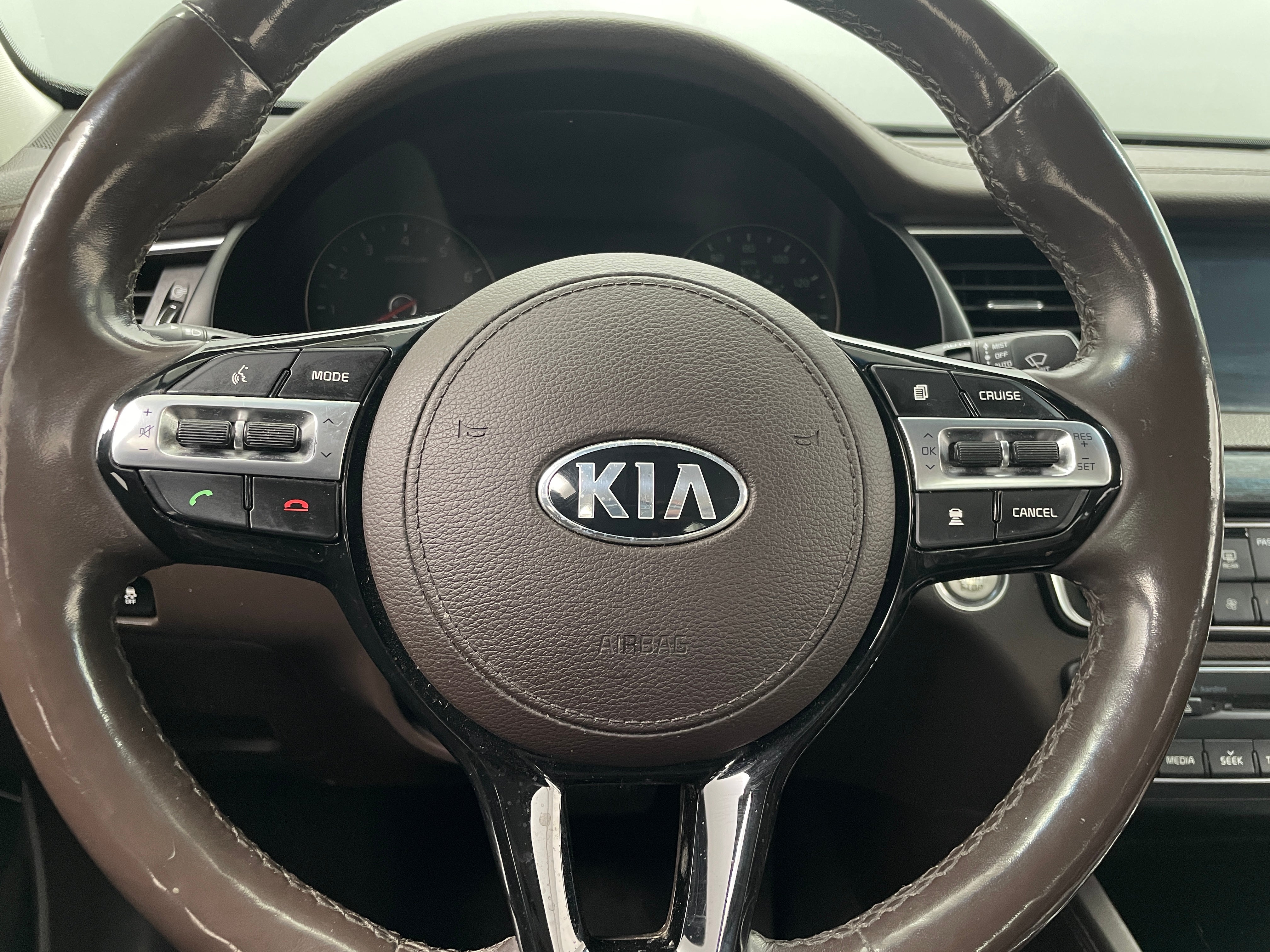 2018 Kia Cadenza Limited 4