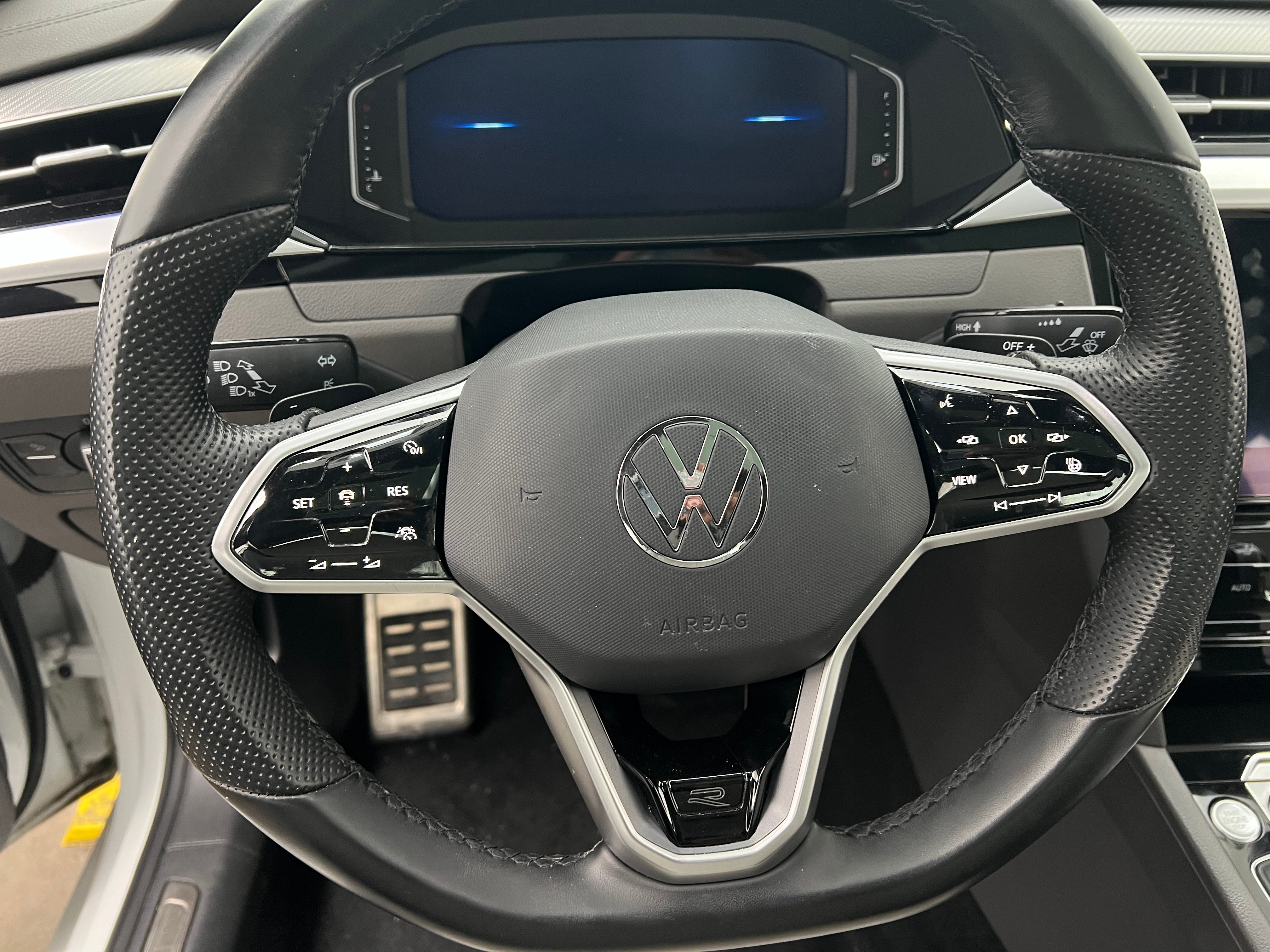 2021 Volkswagen Arteon SEL Premium R-Line 5