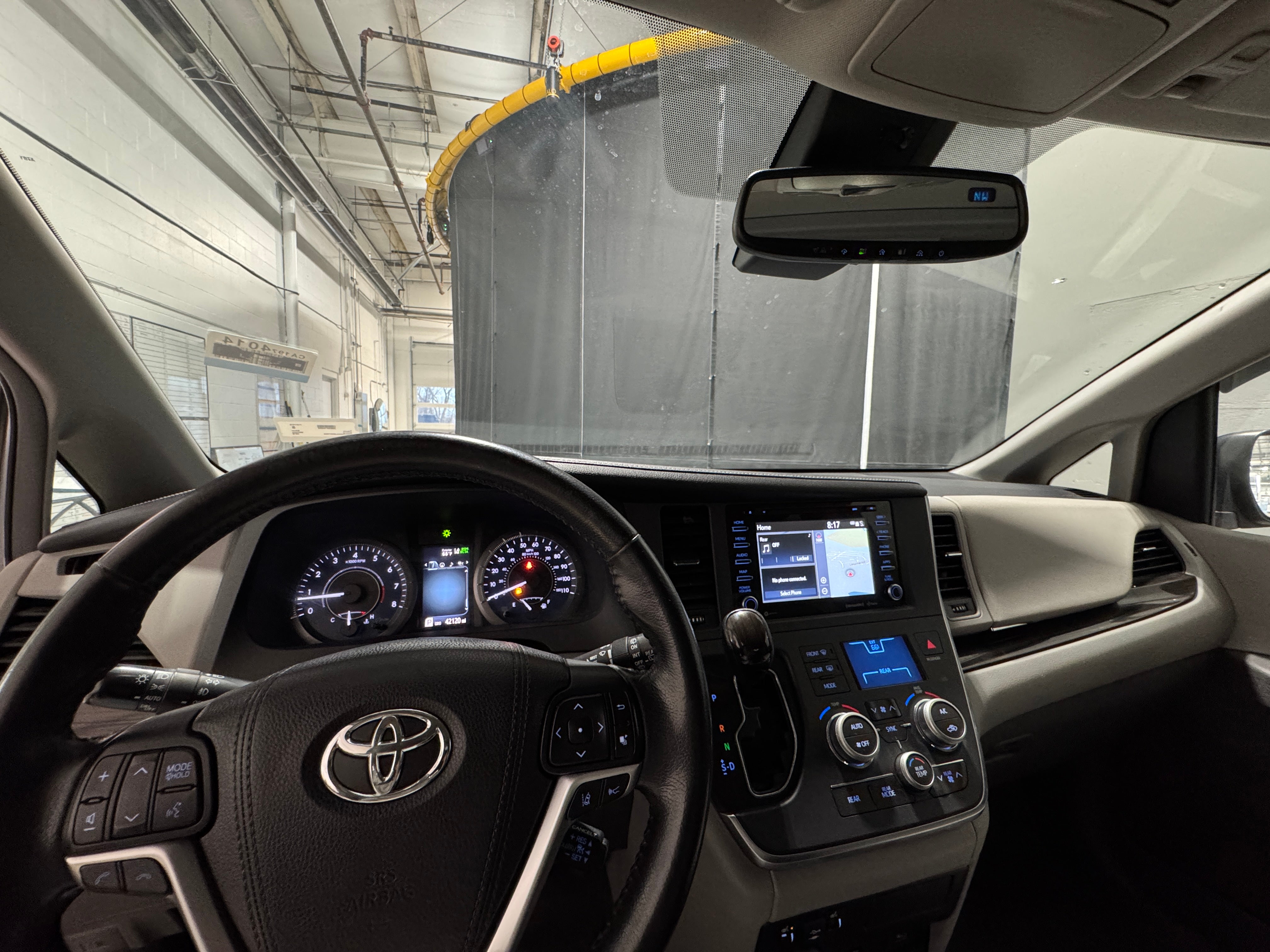 2018 Toyota Sienna XLE Premium 3