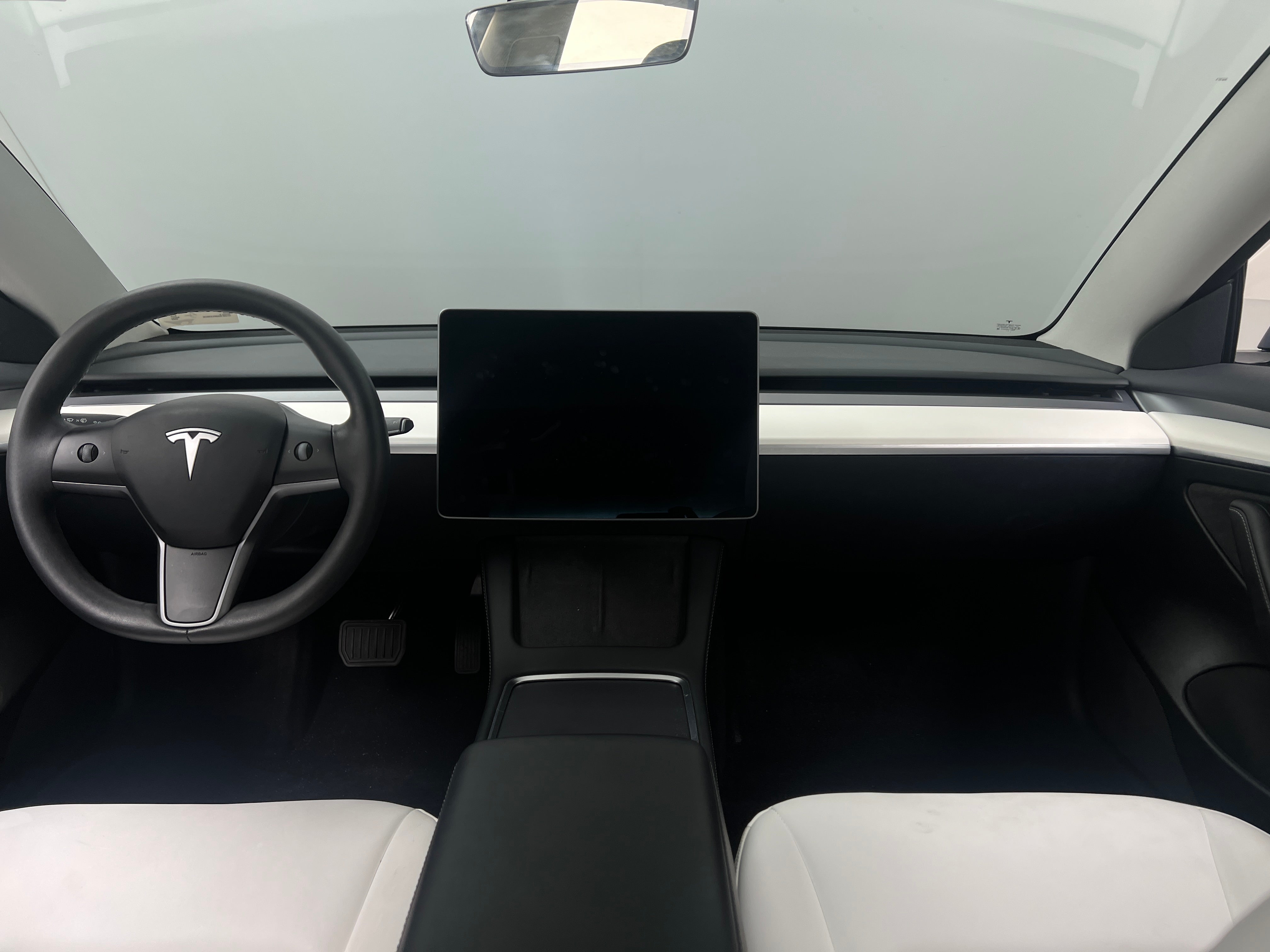 2023 Tesla Model 3 Standard Range 2