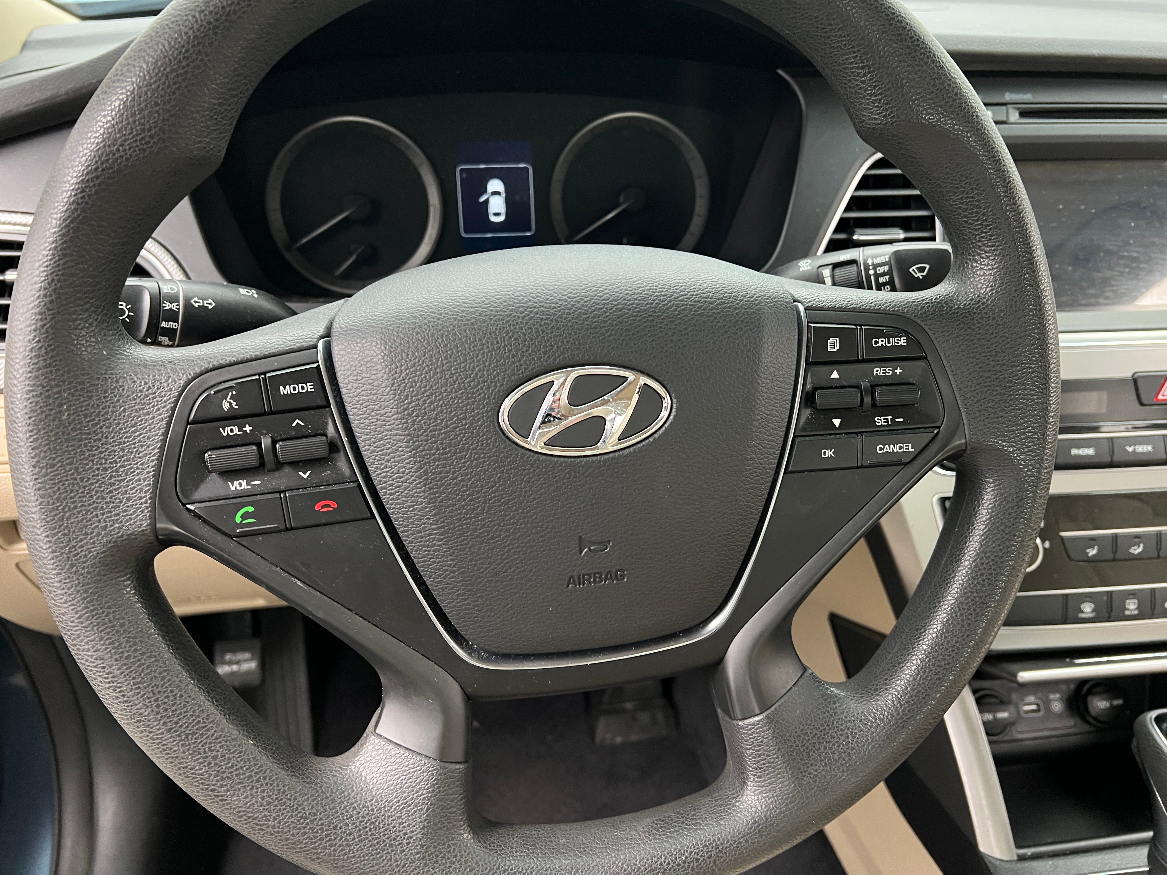 2016 Hyundai Sonata Base 5