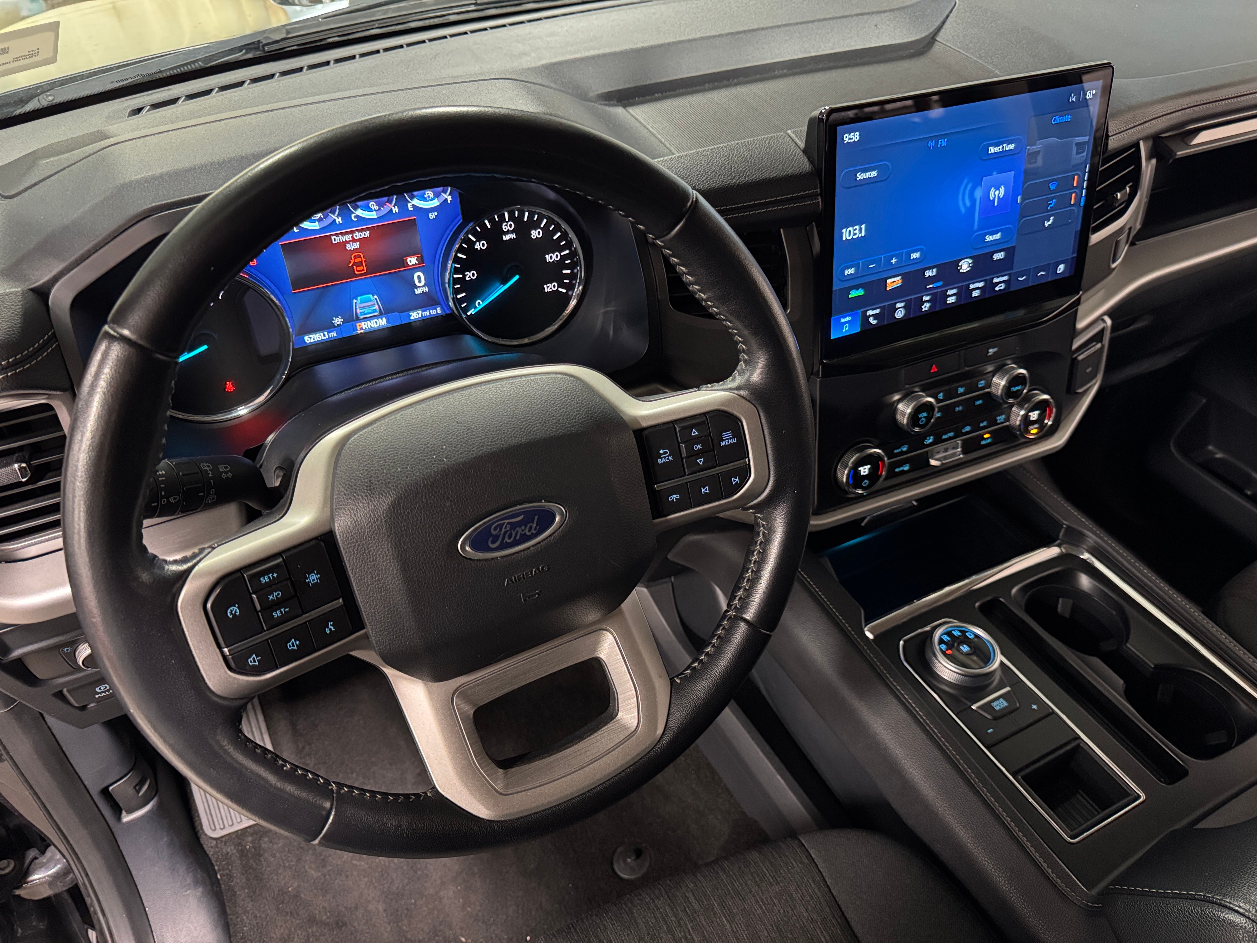 2022 Ford Expedition XLT 3