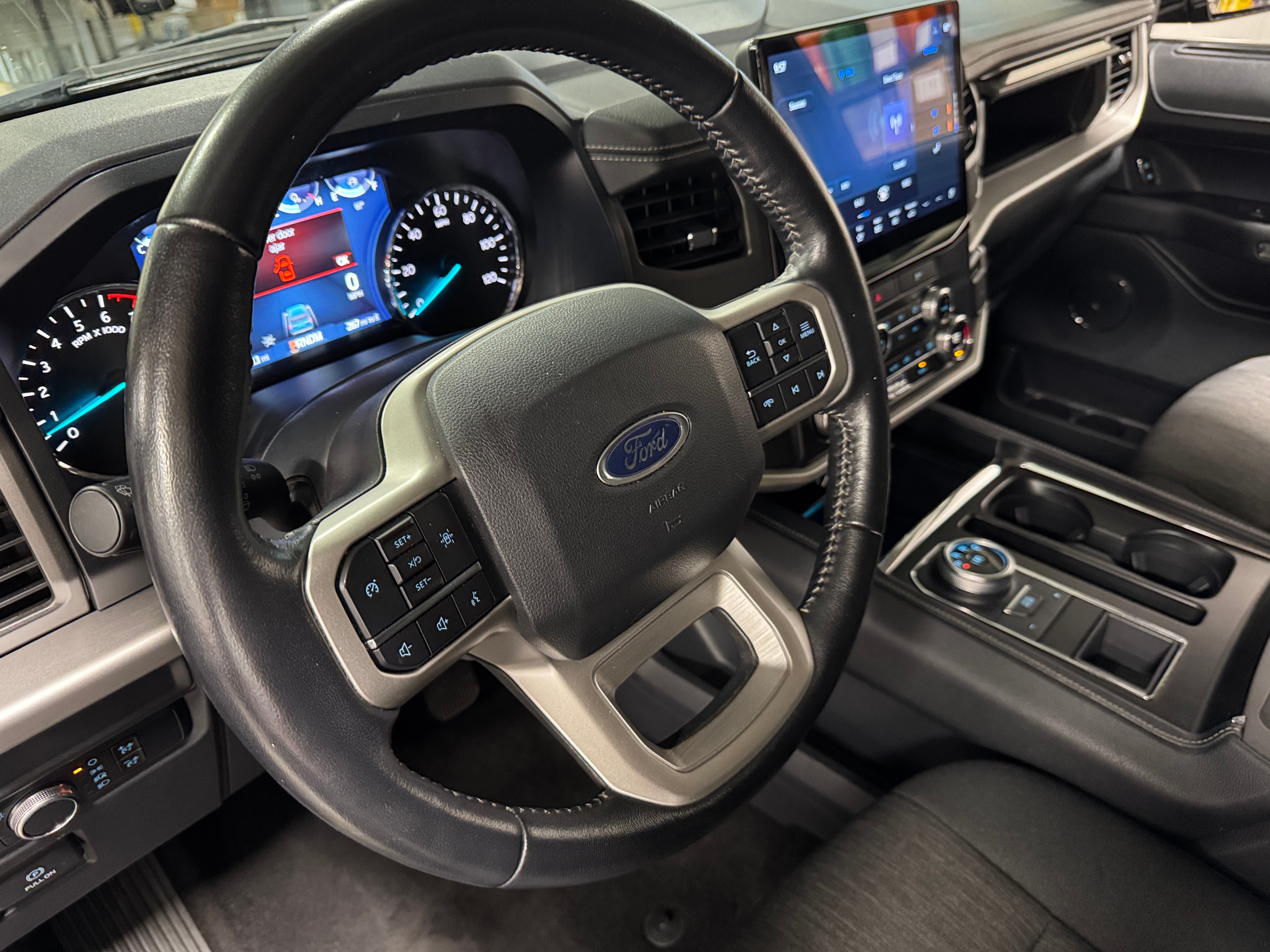 2022 Ford Expedition XLT 5