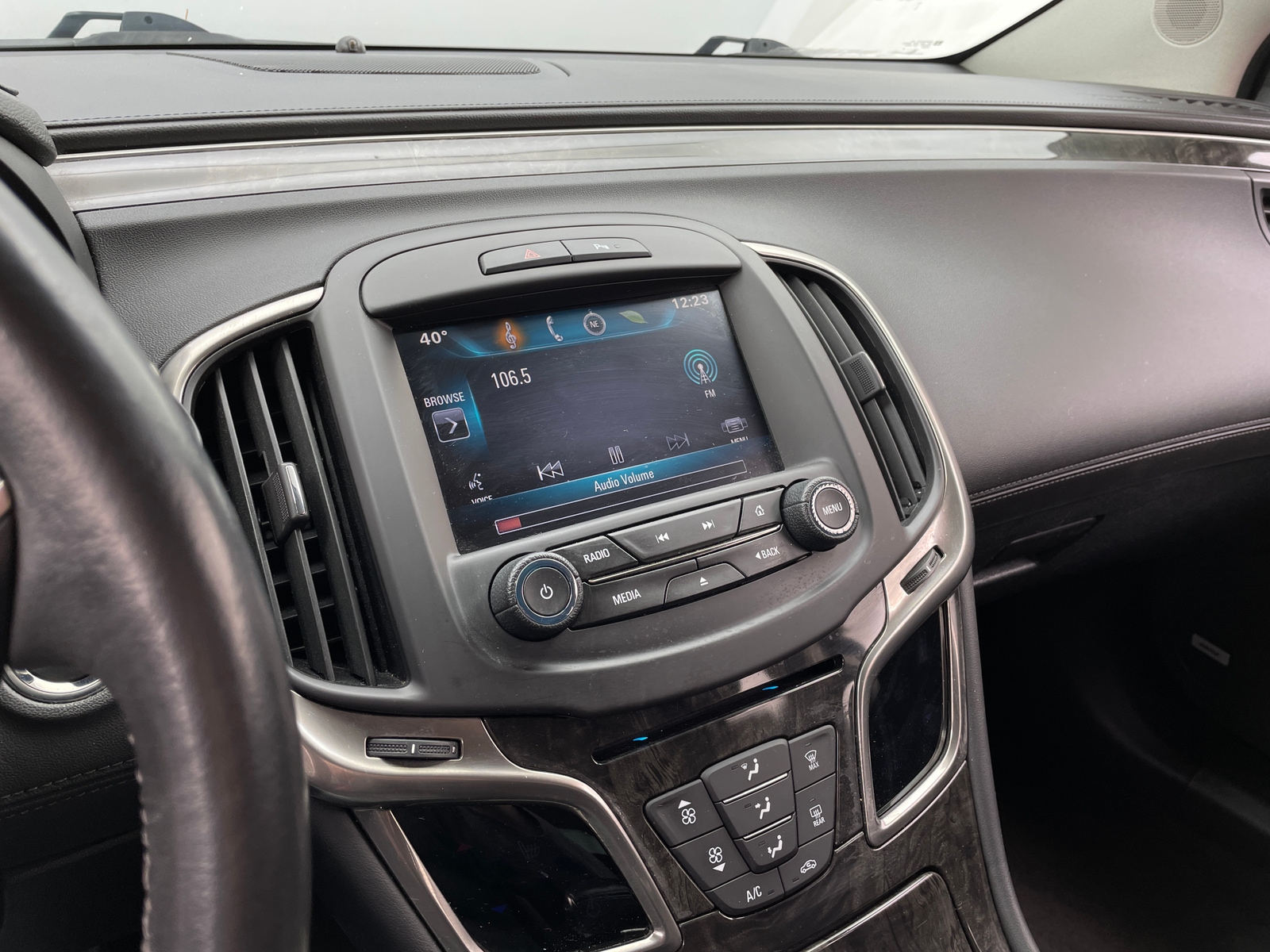 Thumbnail: 2015 Buick LaCrosse - 3