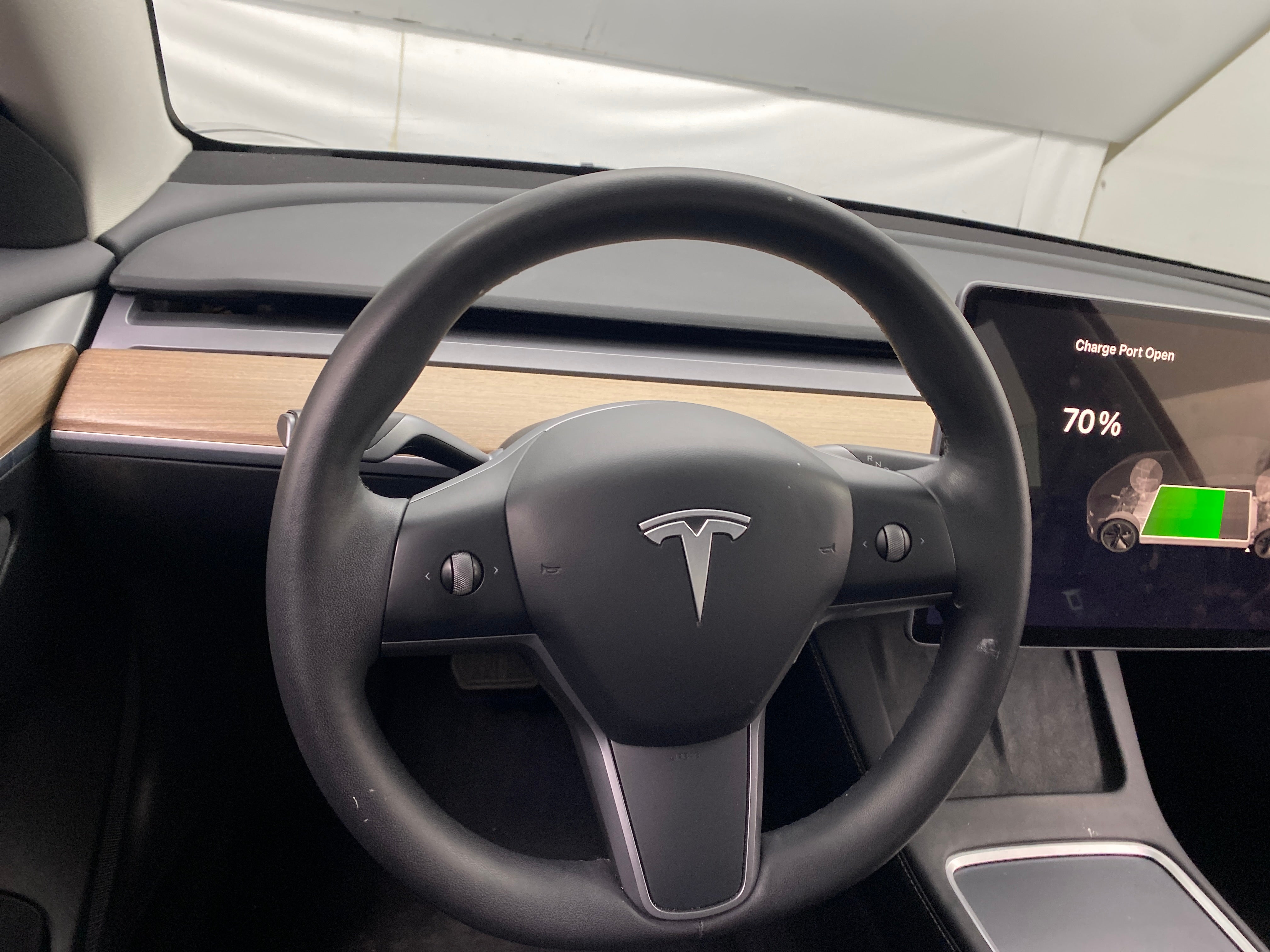 2023 Tesla Model 3 Standard Range 4