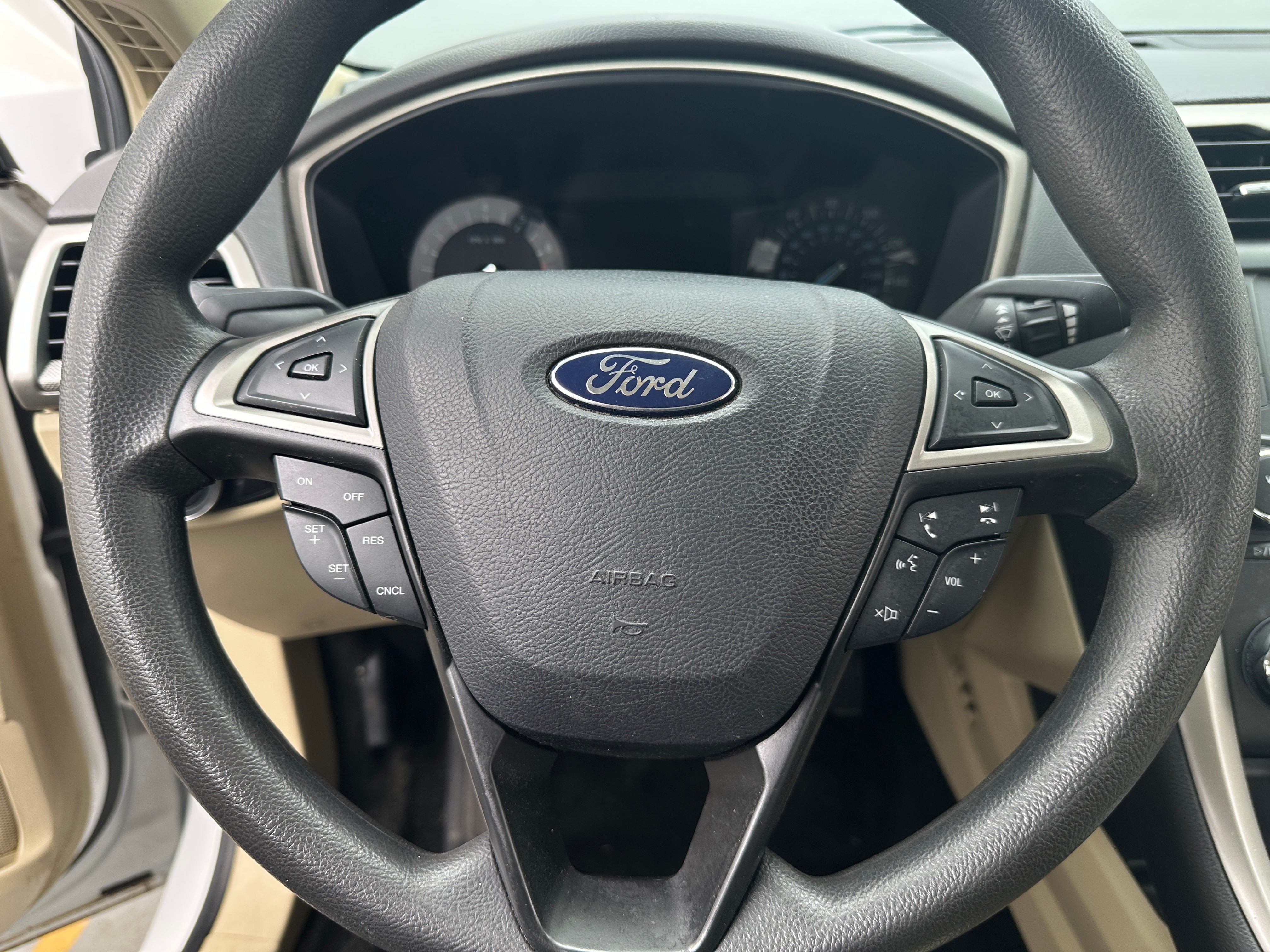 2013 Ford Fusion SE 5