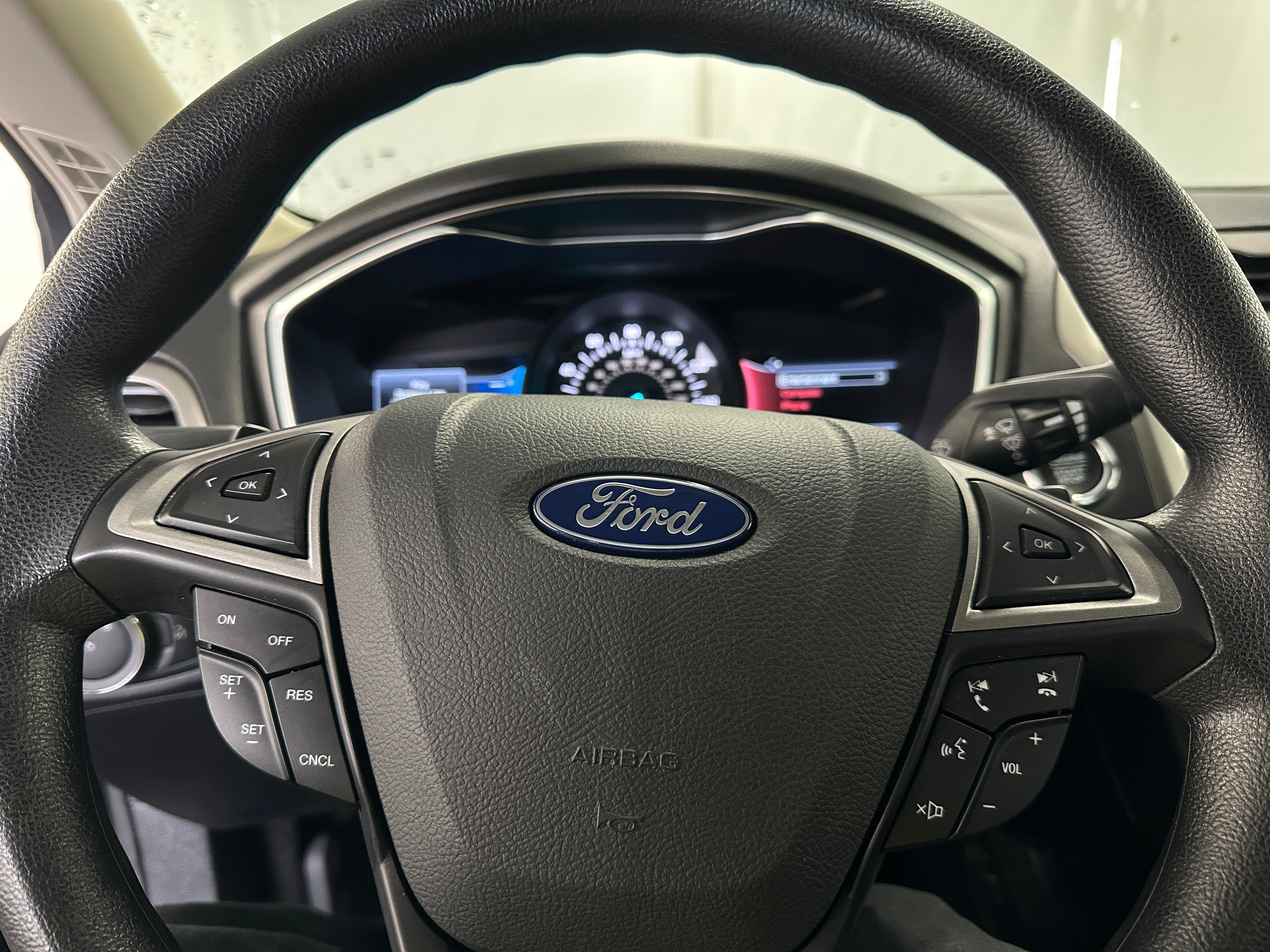 2019 Ford Fusion SE 5