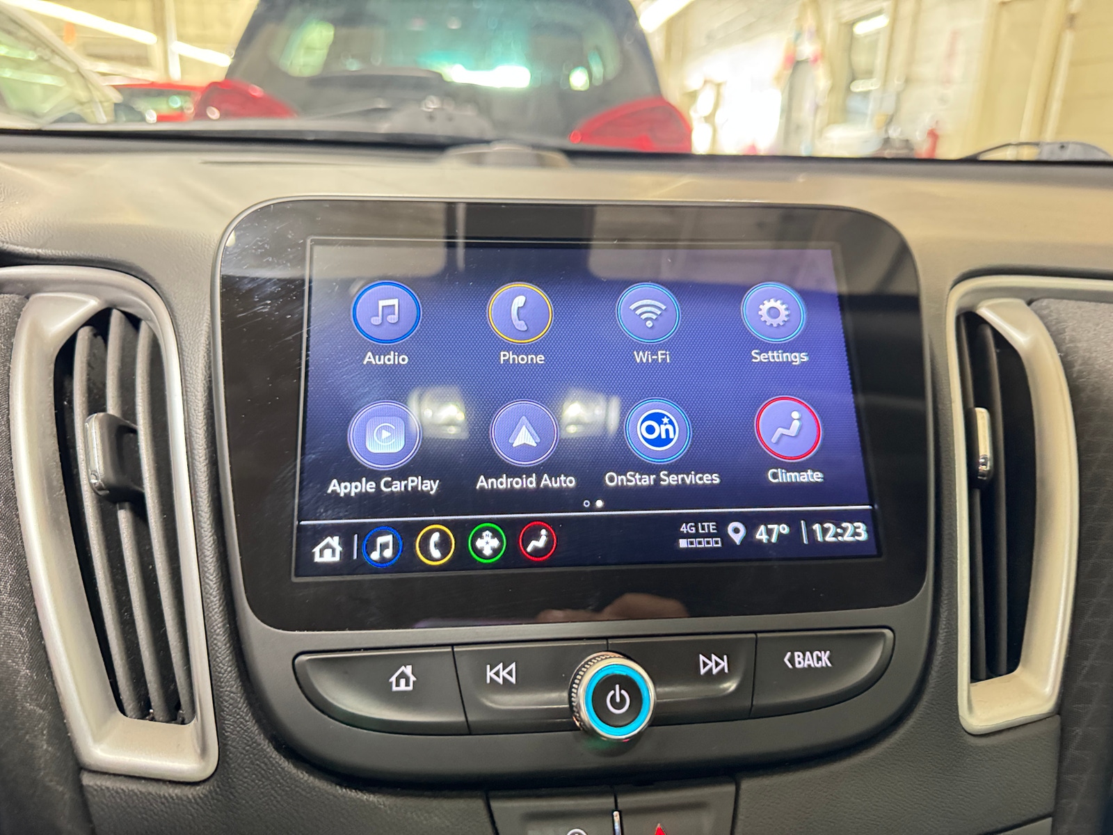 Thumbnail: 2022 Chevrolet Malibu - 4