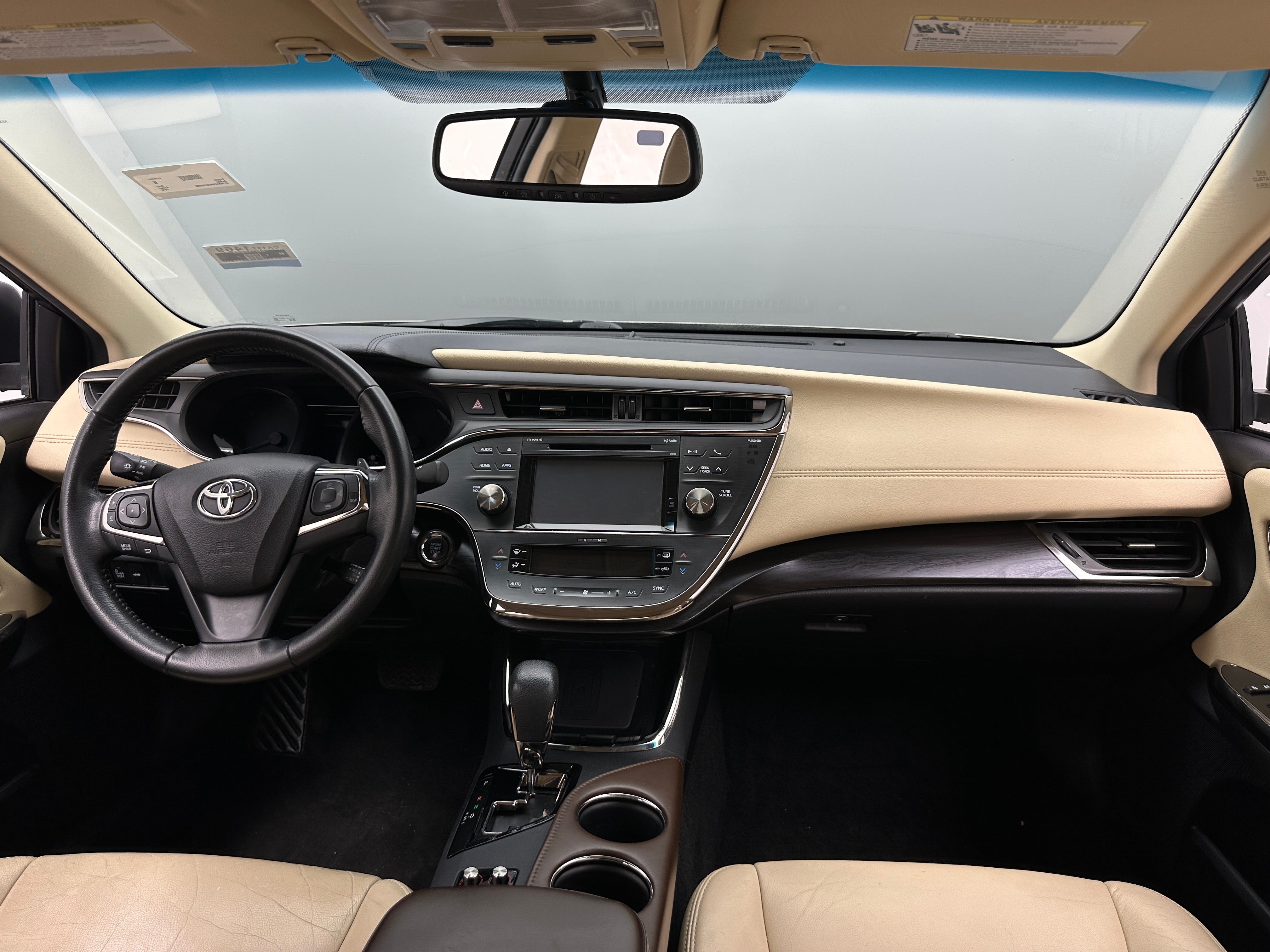 2016 Toyota Avalon XLE 2