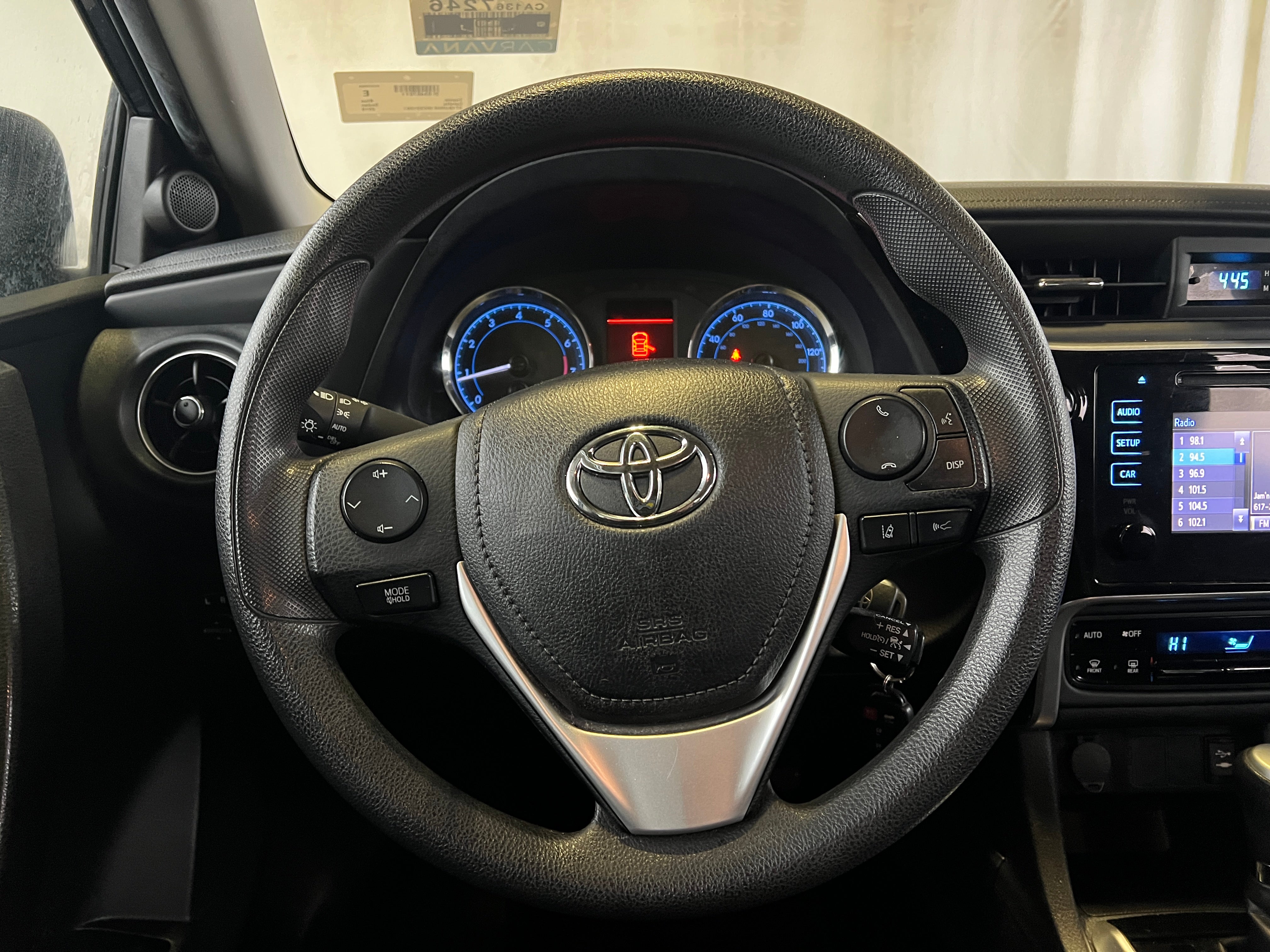 2019 Toyota Corolla LE 4