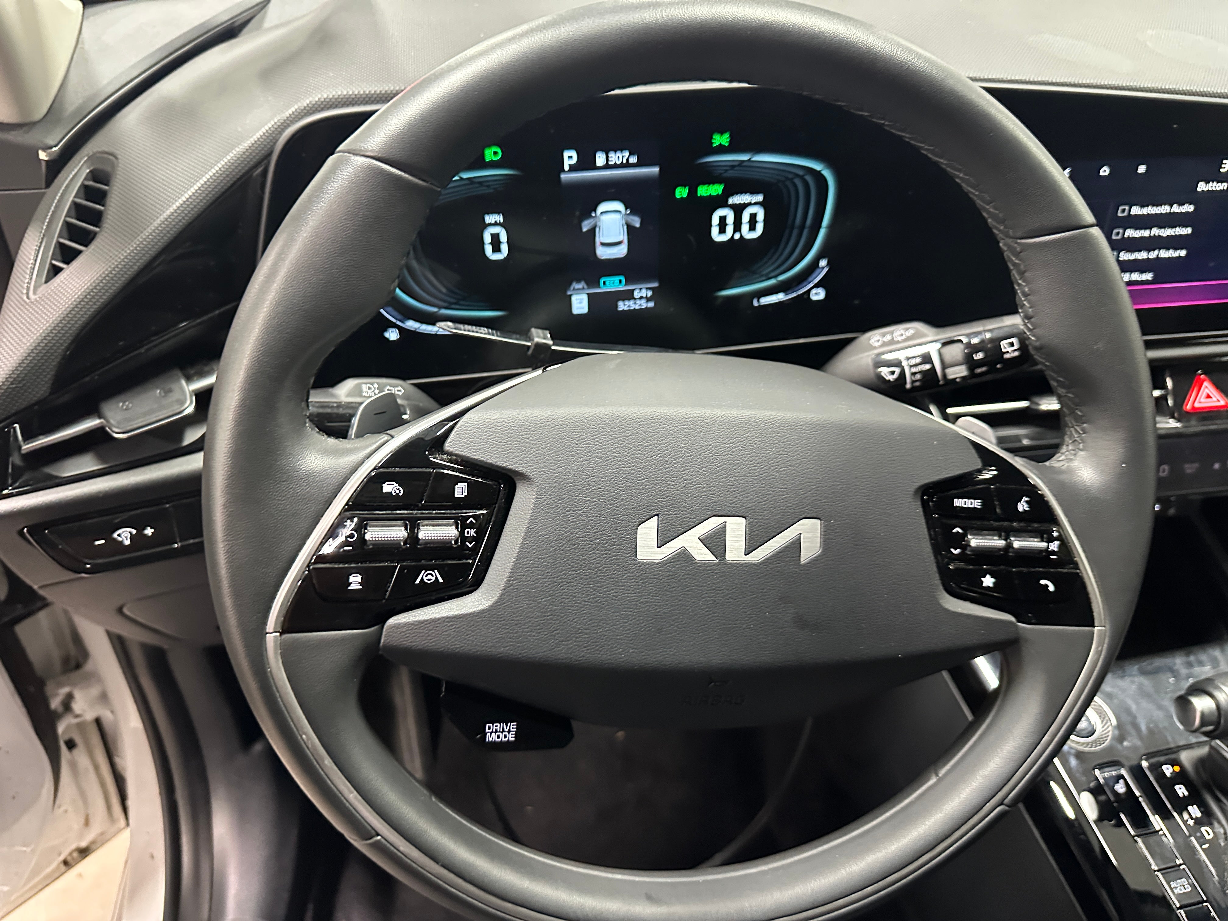 2023 Kia Niro EX 5