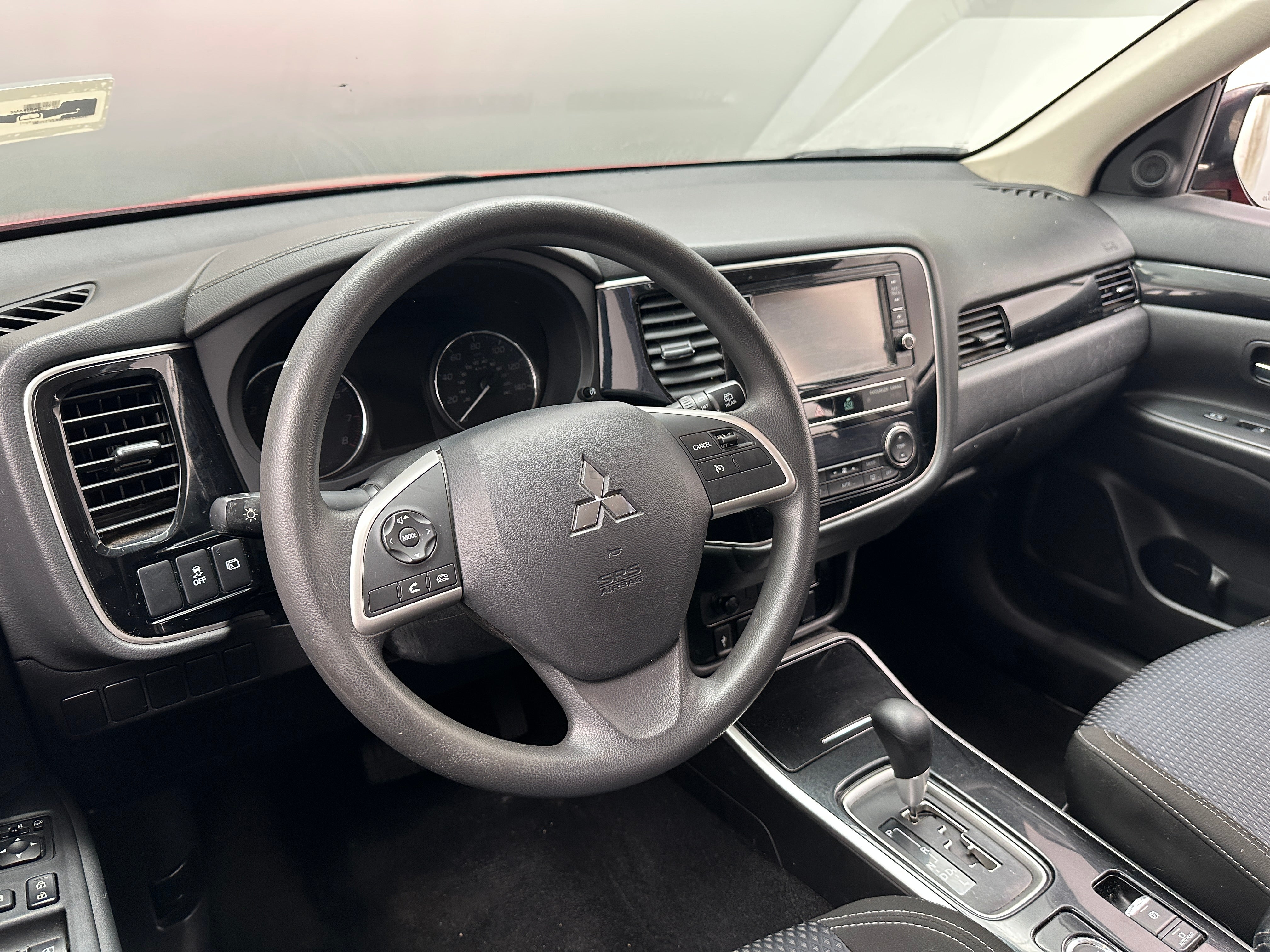 2019 Mitsubishi Outlander ES 5