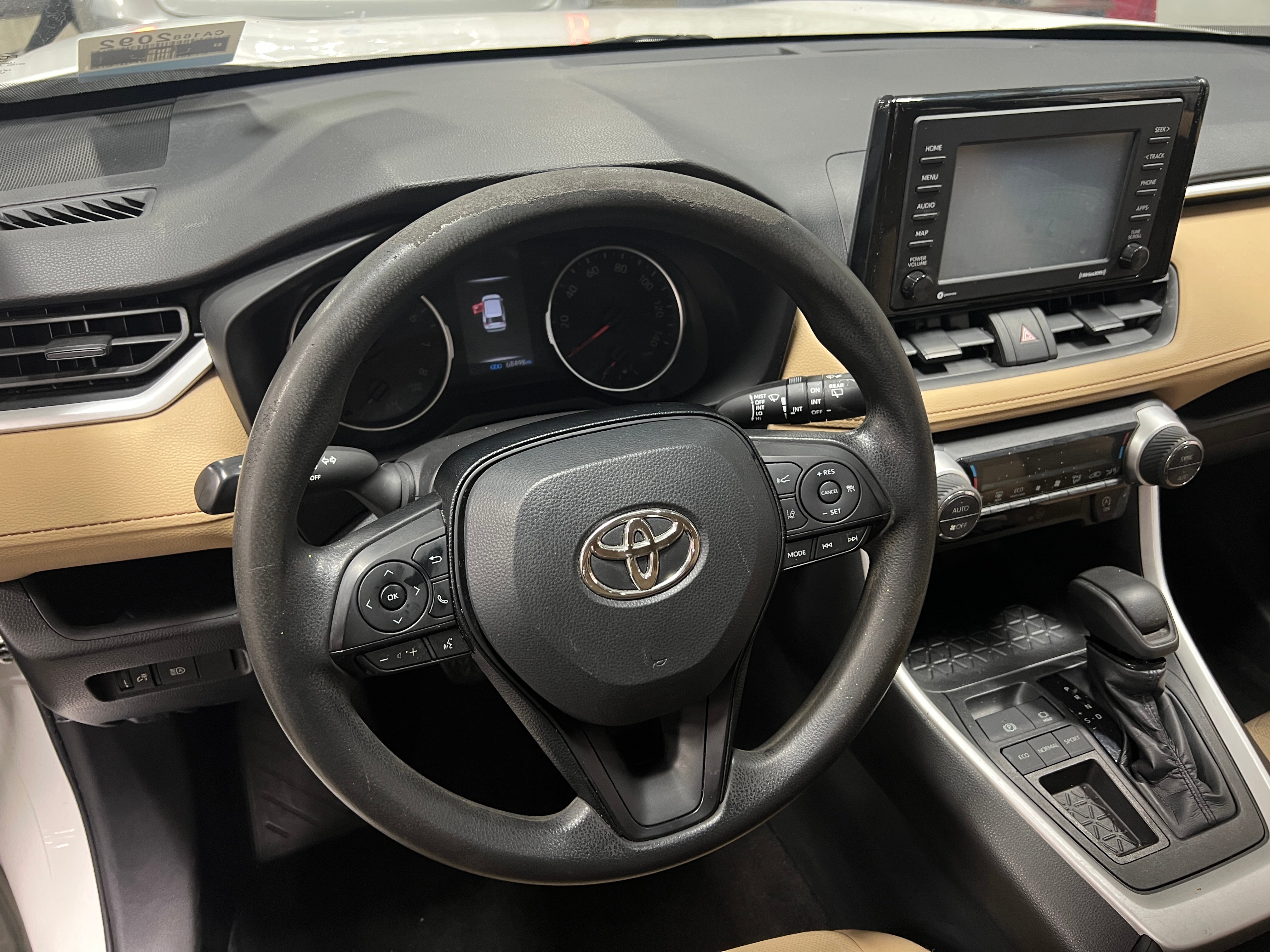 2020 Toyota RAV4 XLE 3