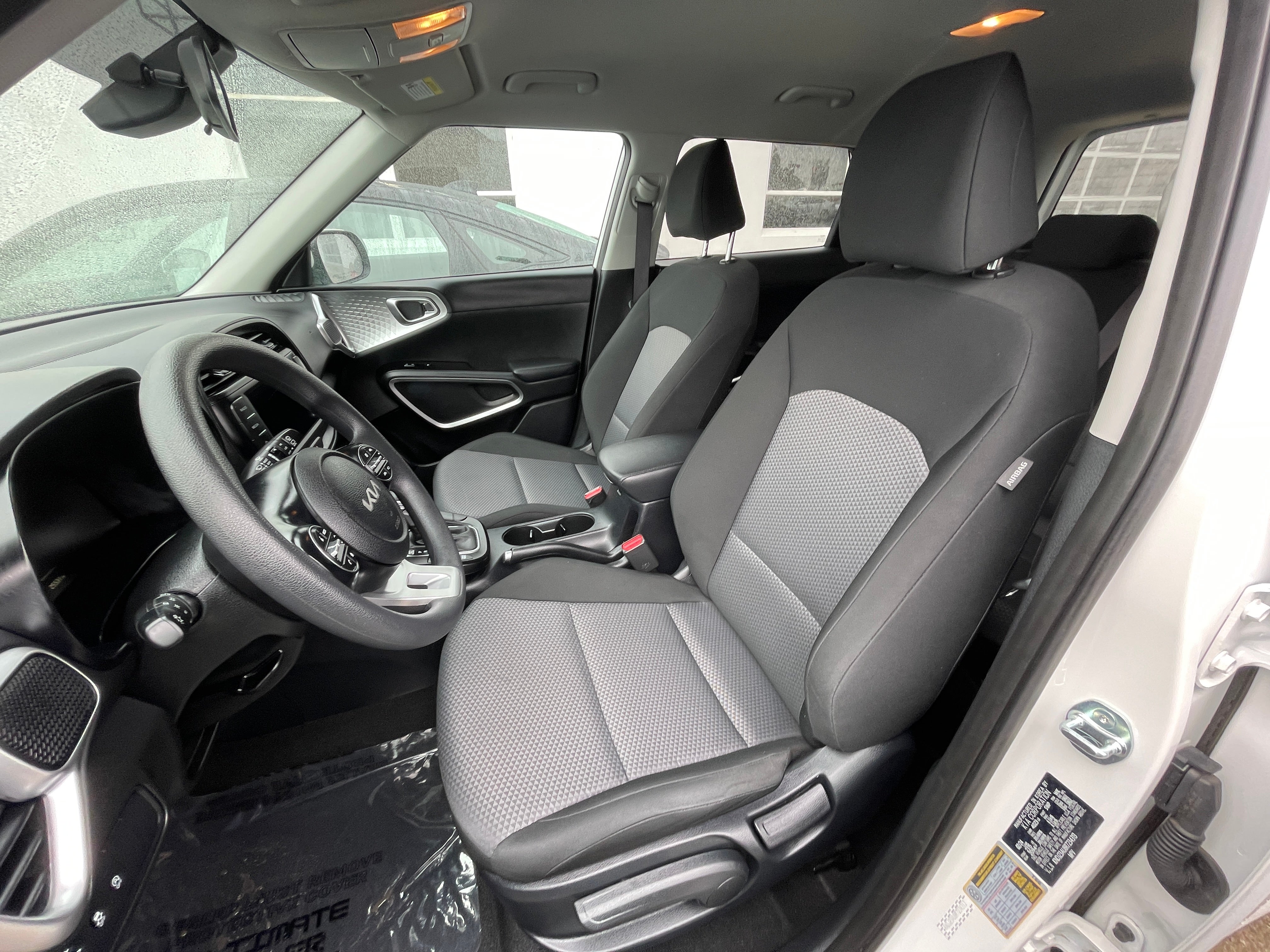 2024 Kia Soul LX 2