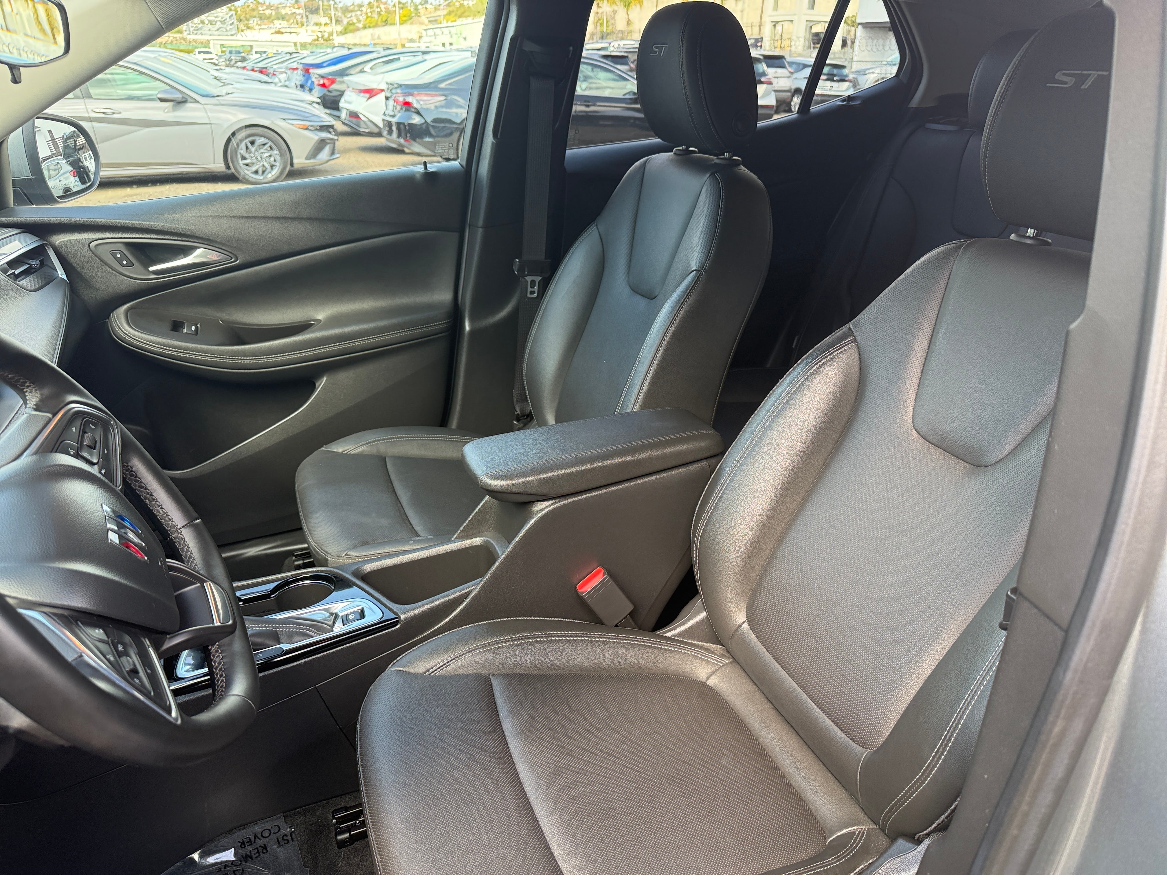 2024 Buick Encore GX Sport Touring 2