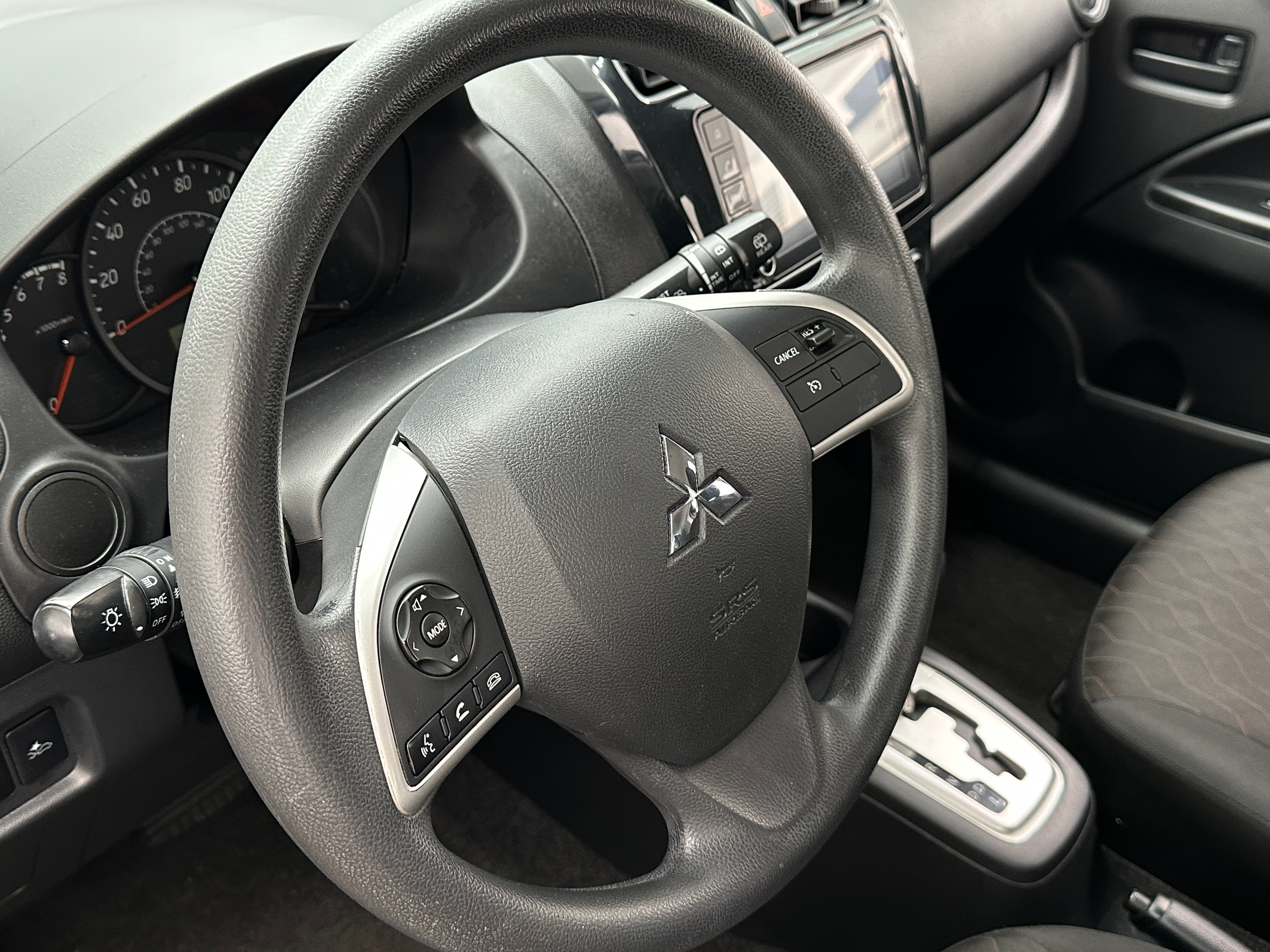 2022 Mitsubishi Mirage LE 5