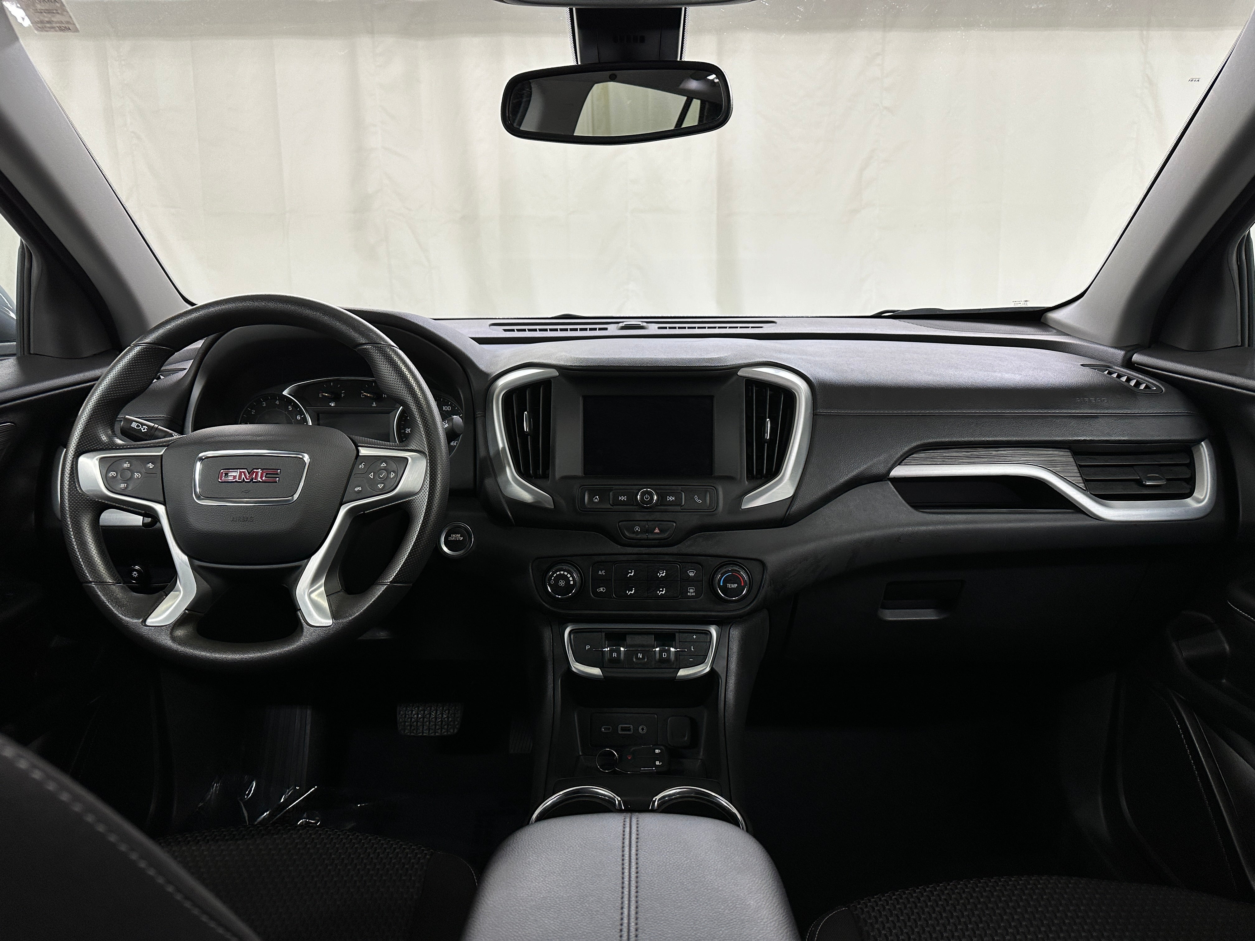 Thumbnail: 2024 GMC Terrain - 3