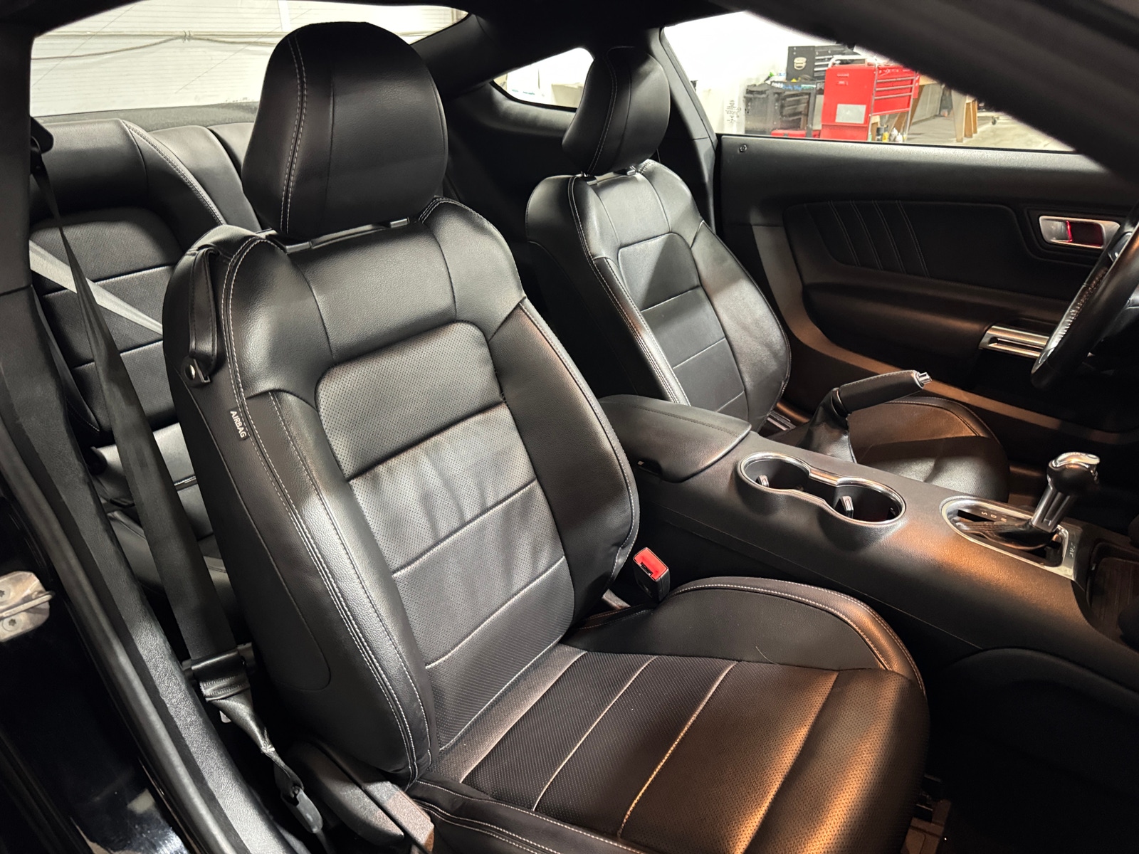 Thumbnail: 2022 Ford Mustang - 2