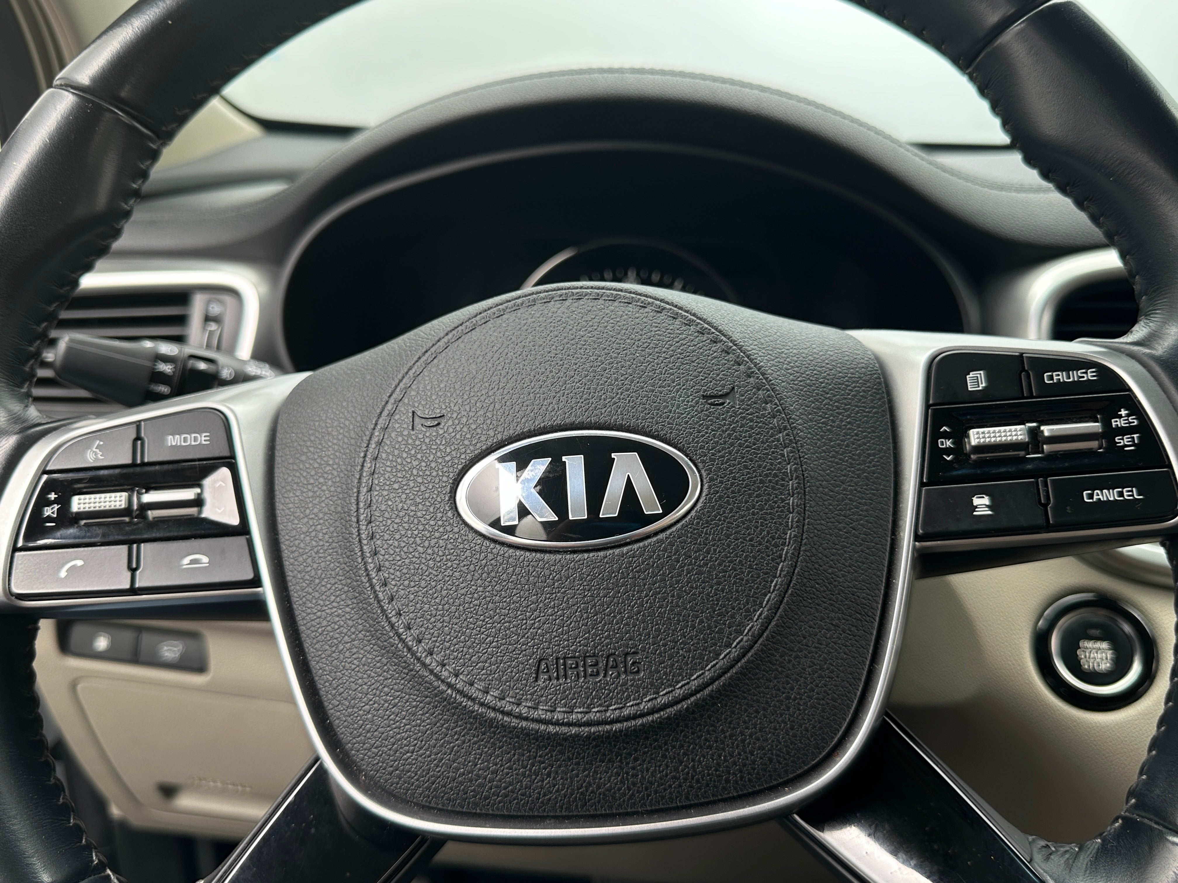 2019 Kia Sorento EX 4