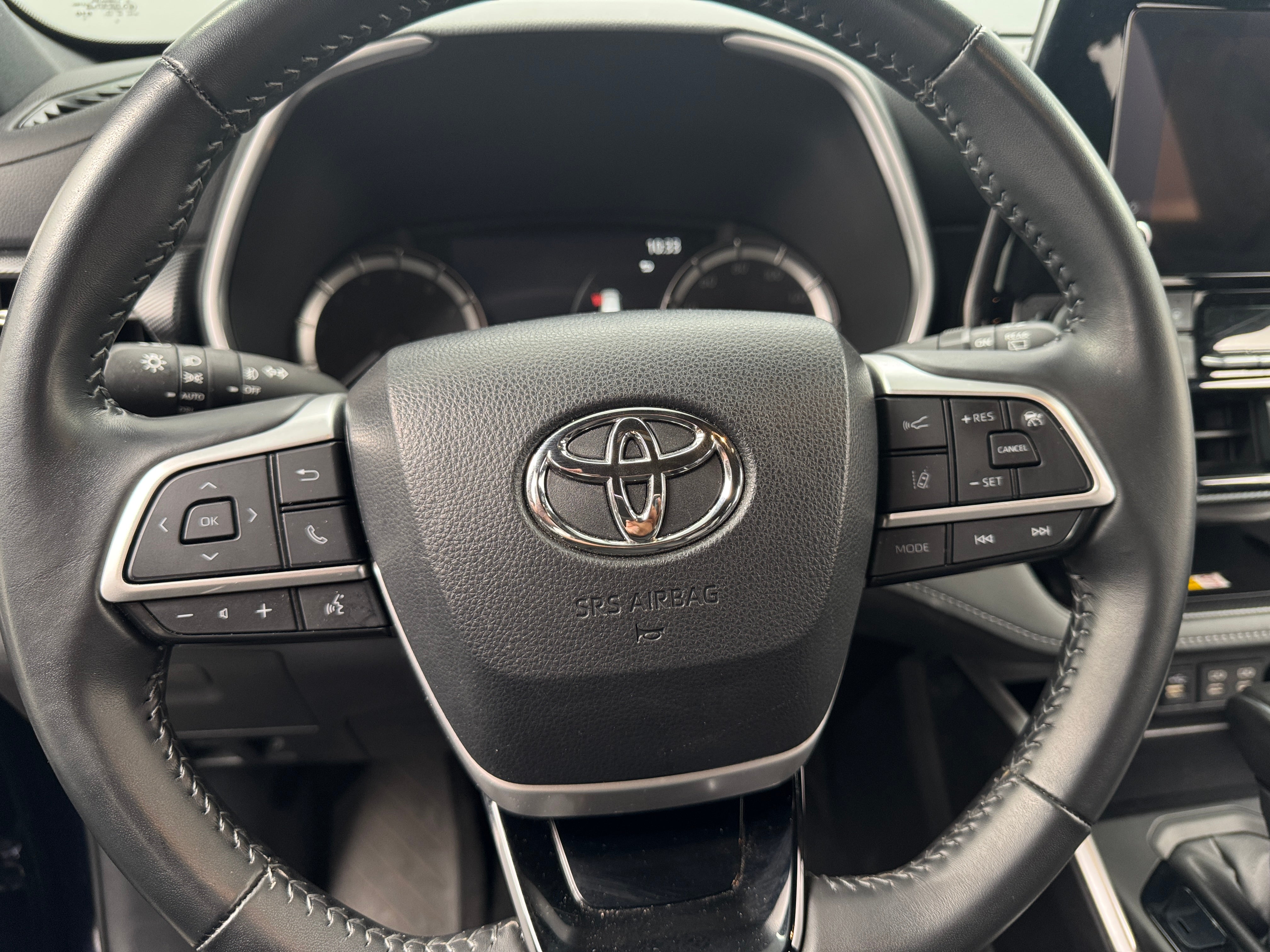 2024 Toyota Highlander XSE 4