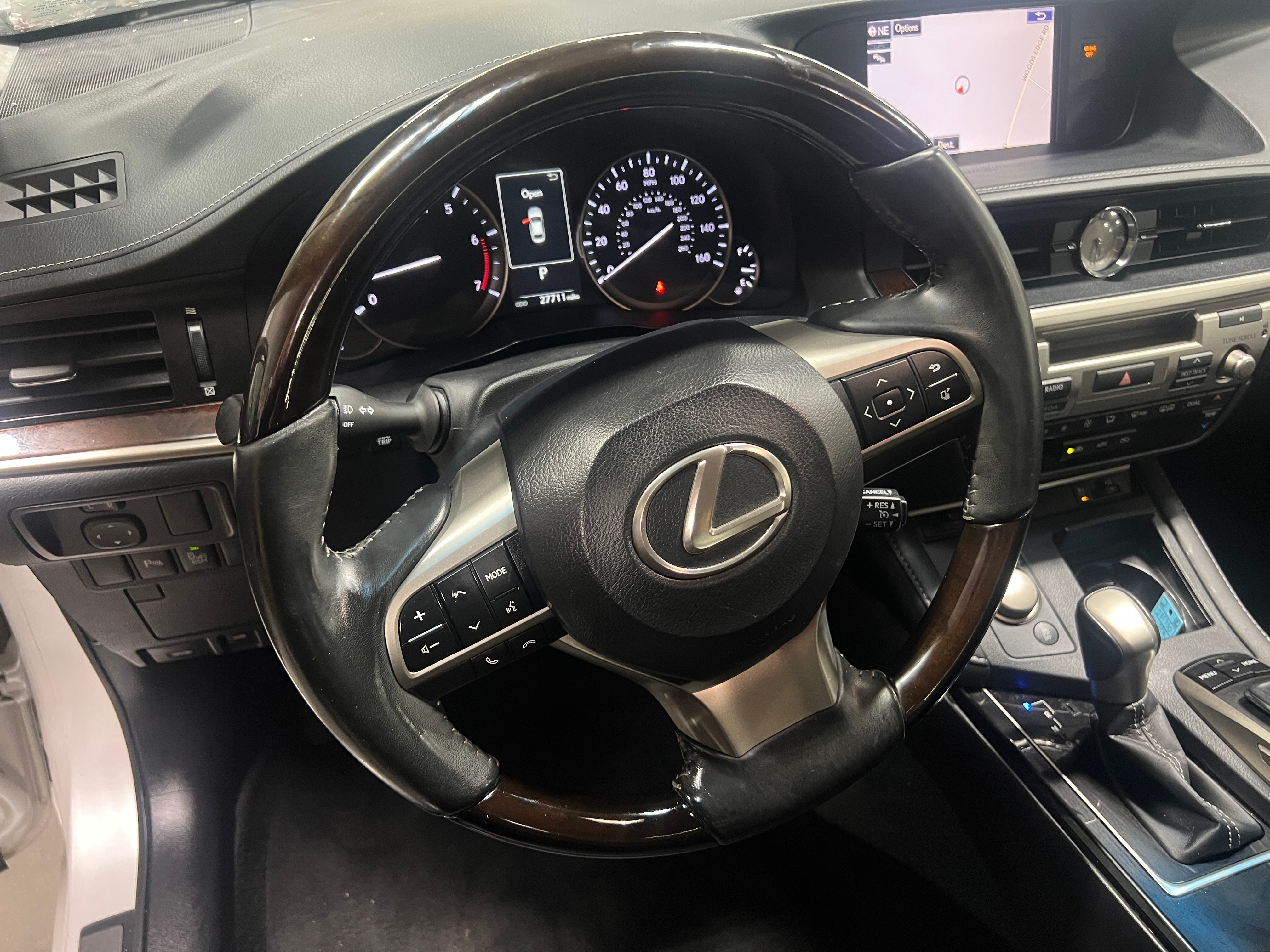 2016 Lexus ES 350 5