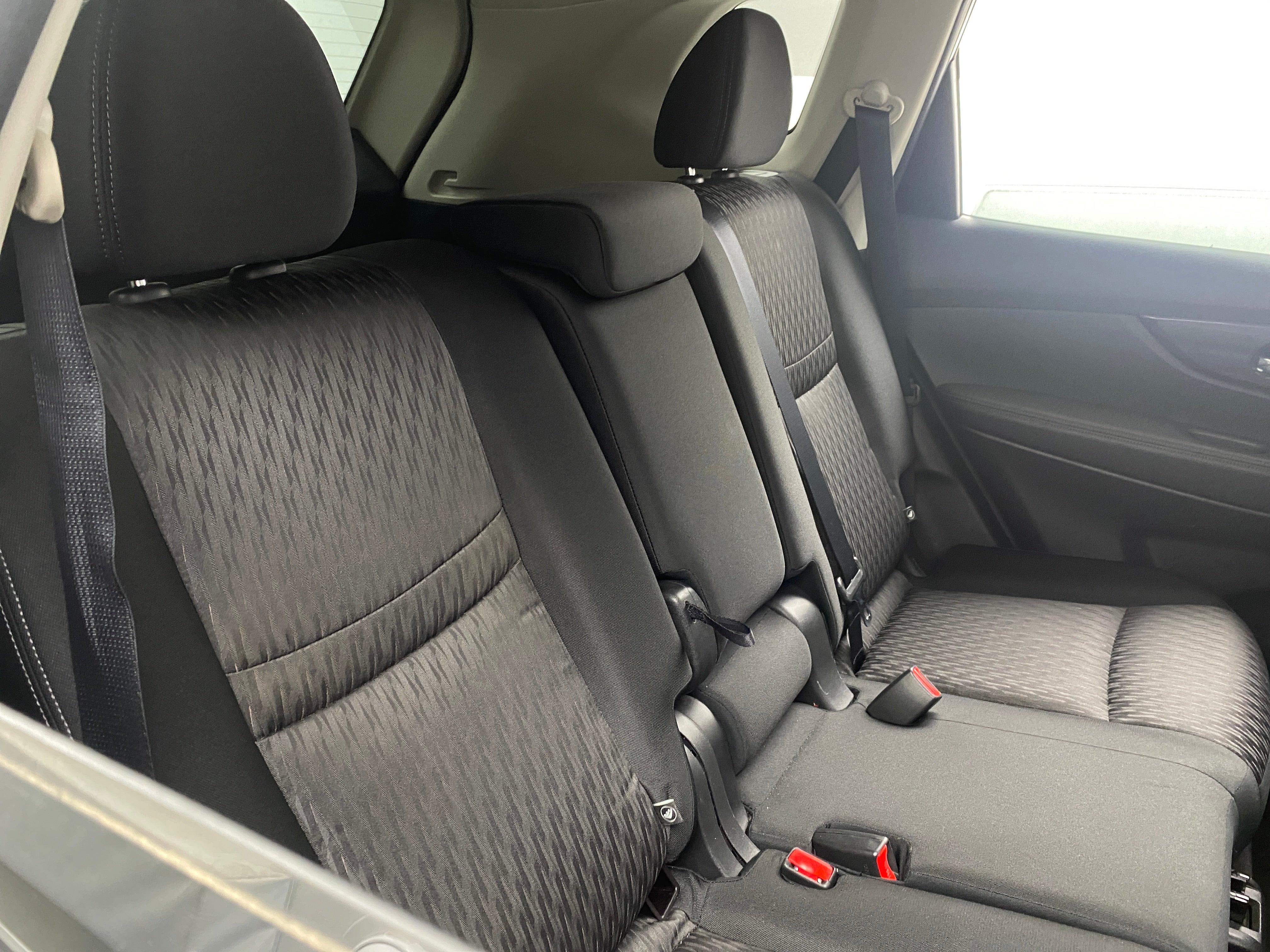 2018 Nissan Rogue SV 6