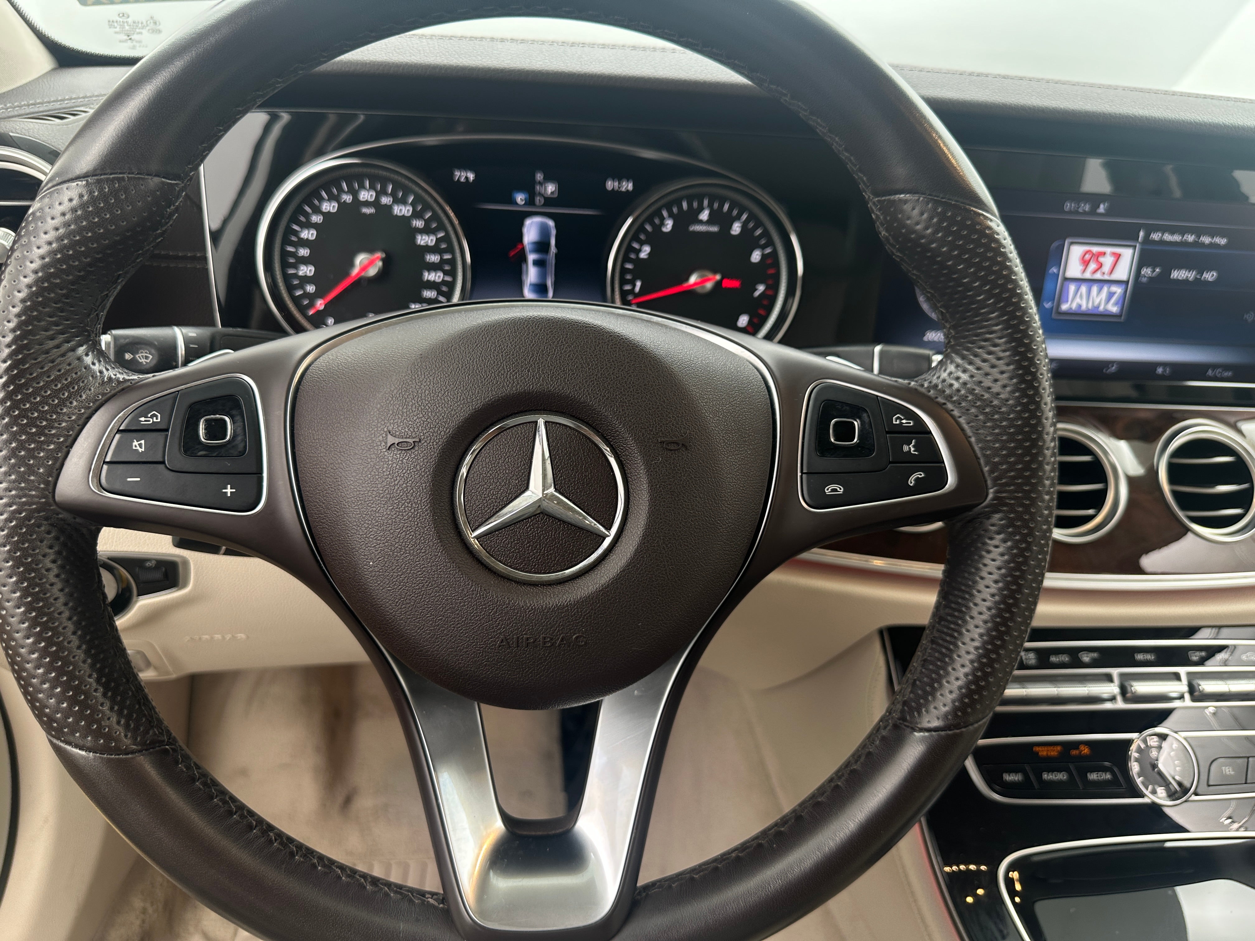 2017 Mercedes-Benz E-Class E 300 5