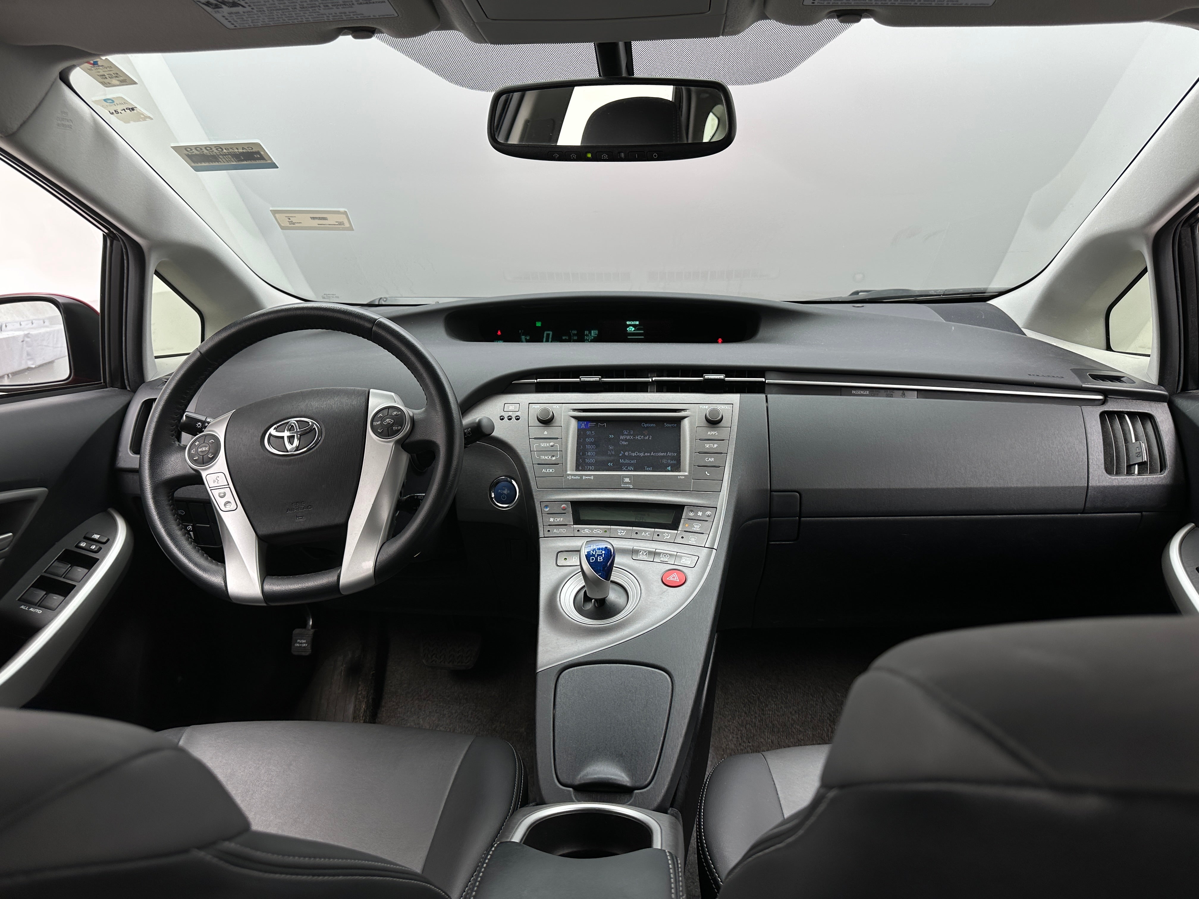 2014 Toyota Prius Five 2