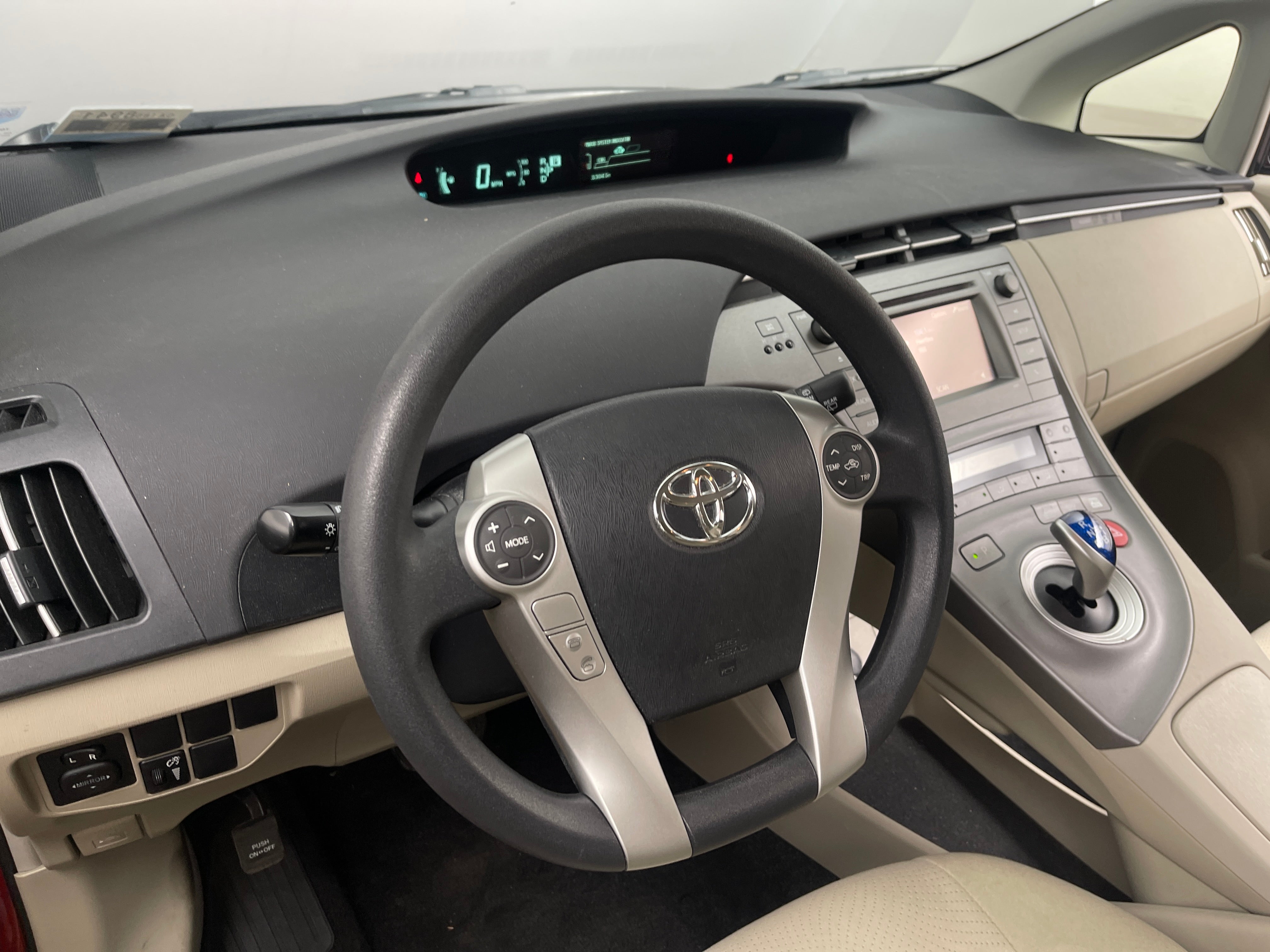 2014 Toyota Prius Two 3