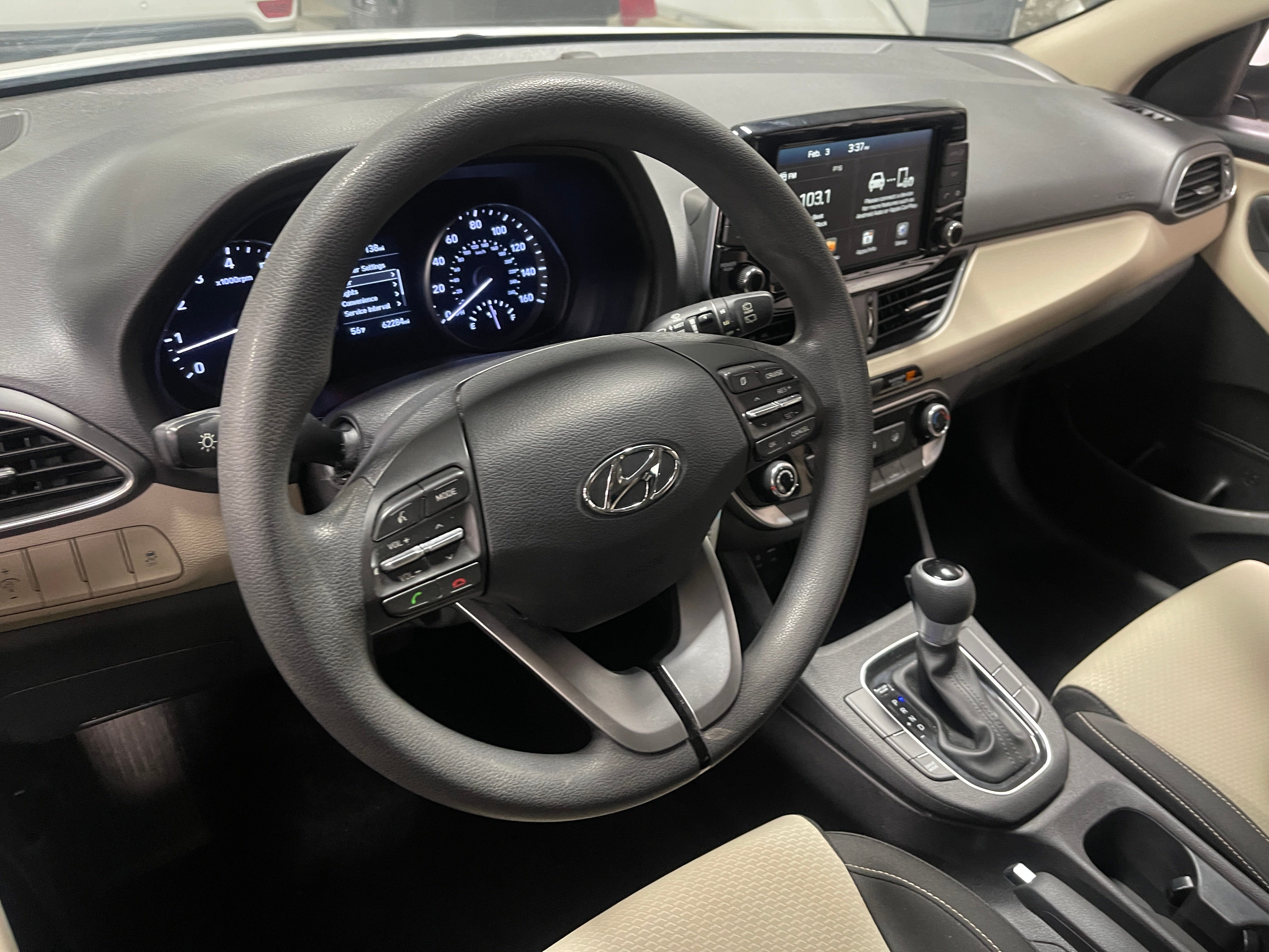 2018 Hyundai Elantra Base 3