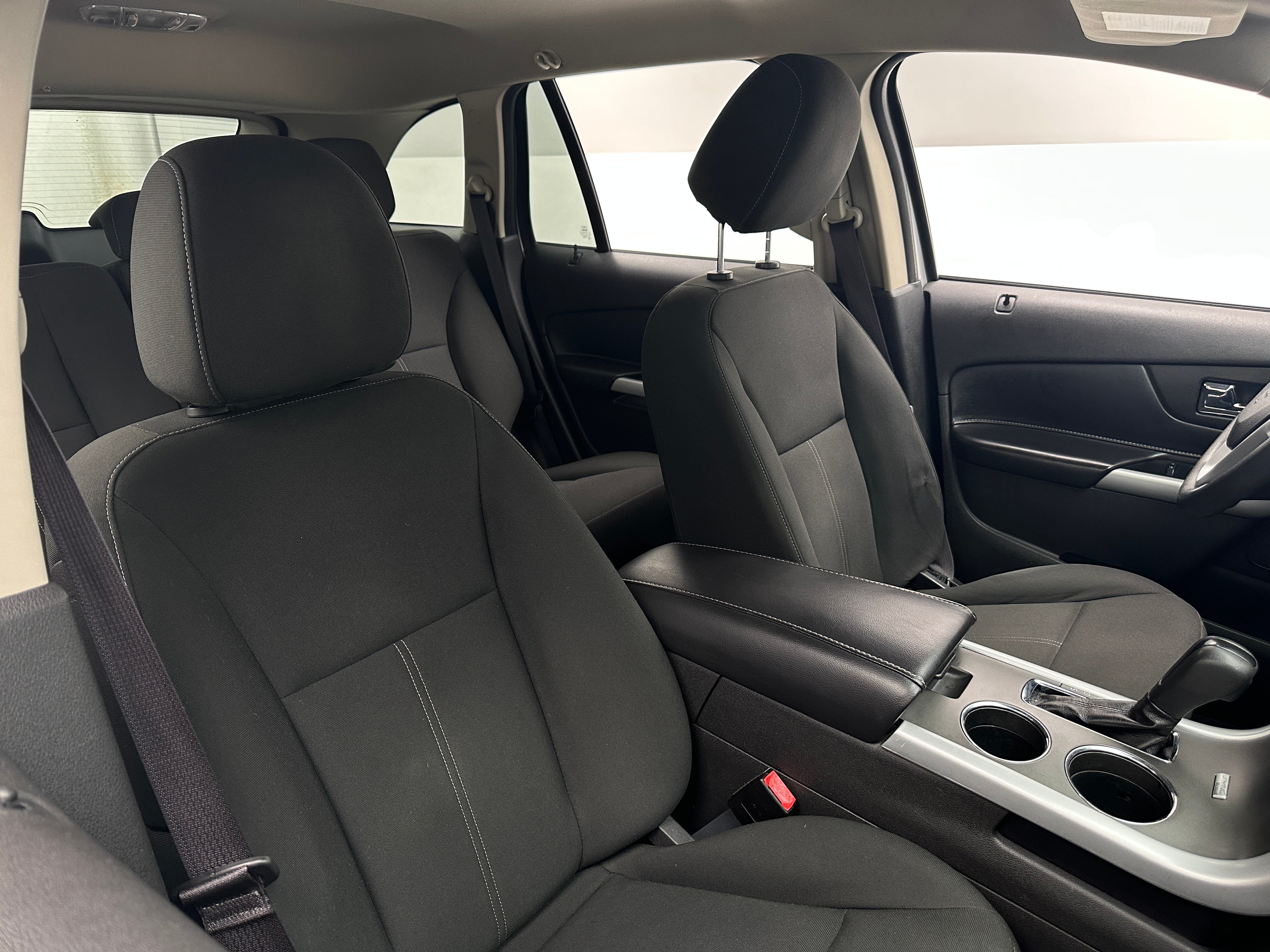 2014 Ford Edge SE 2