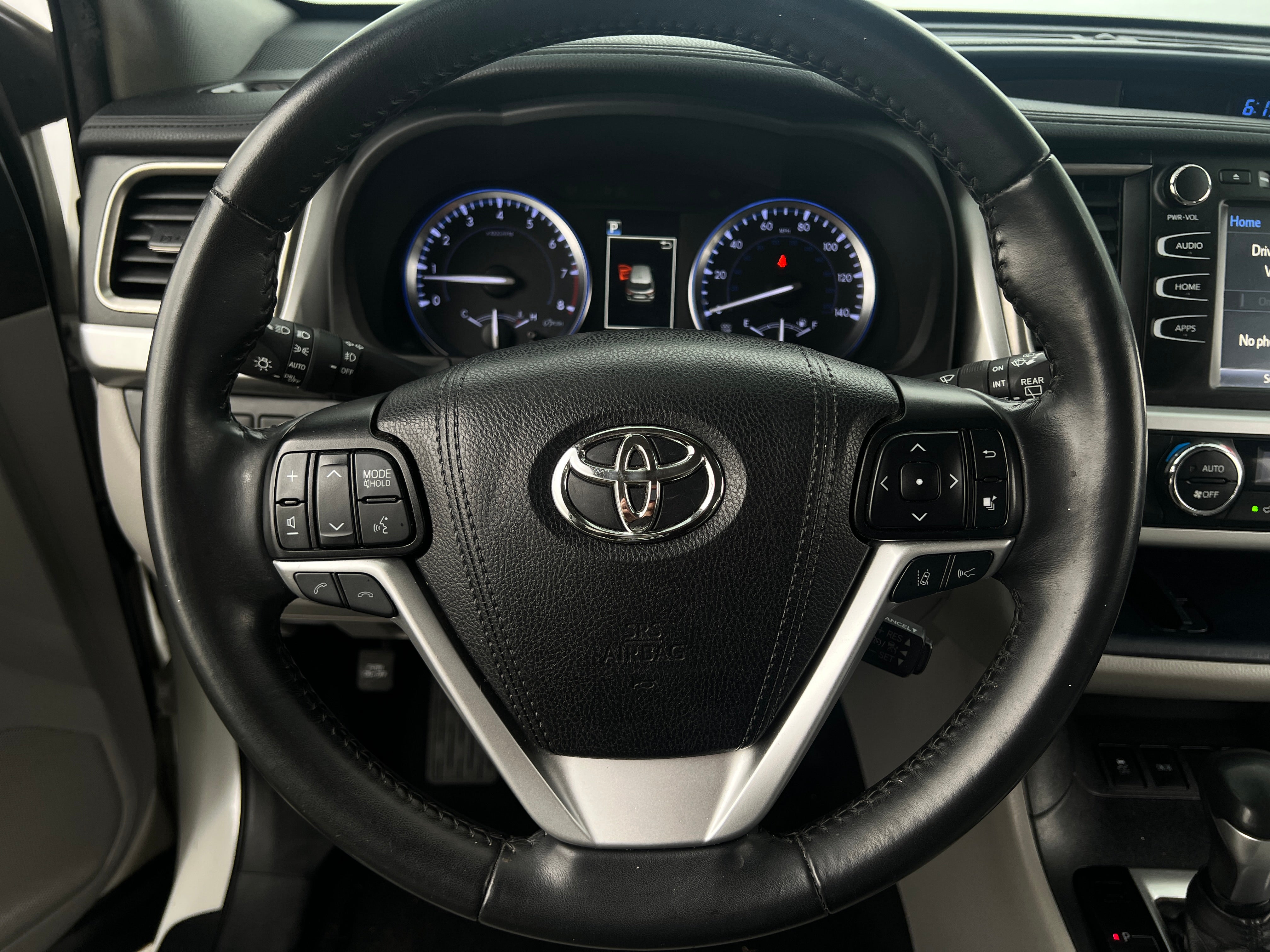 2019 Toyota Highlander XLE 4