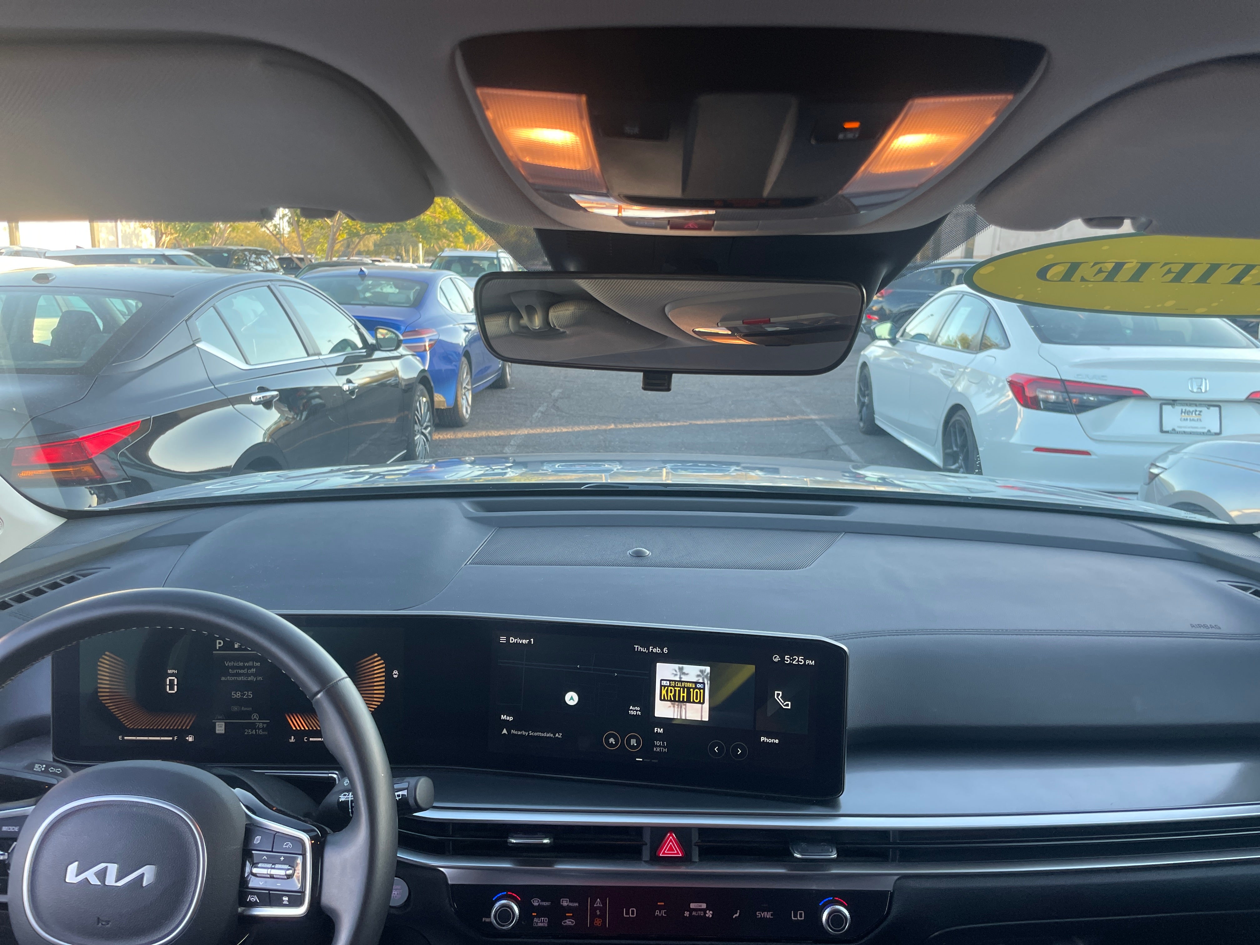 2024 Kia Sorento S 3