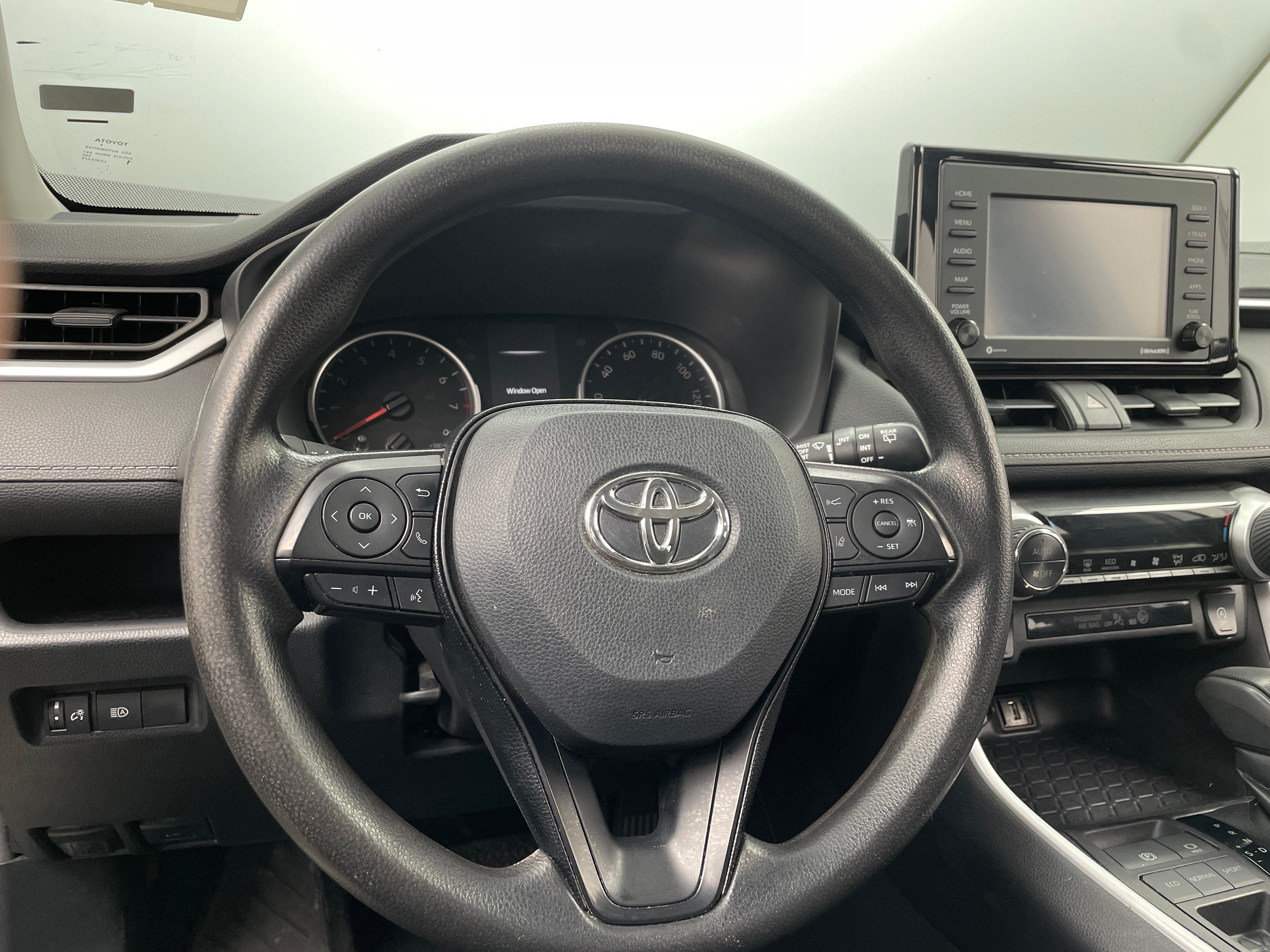 2021 Toyota RAV4 XLE 5