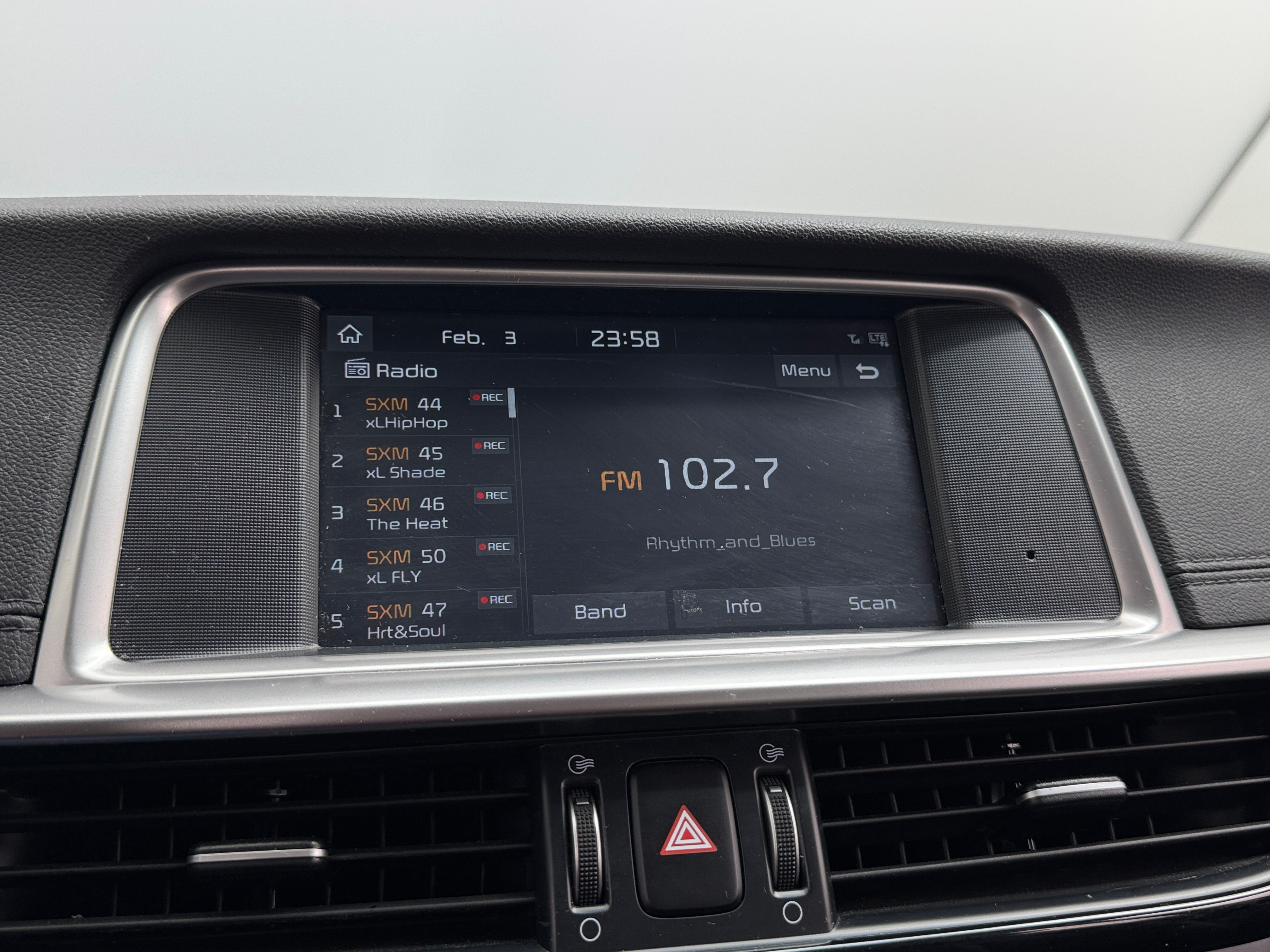 2019 Kia Optima S 4