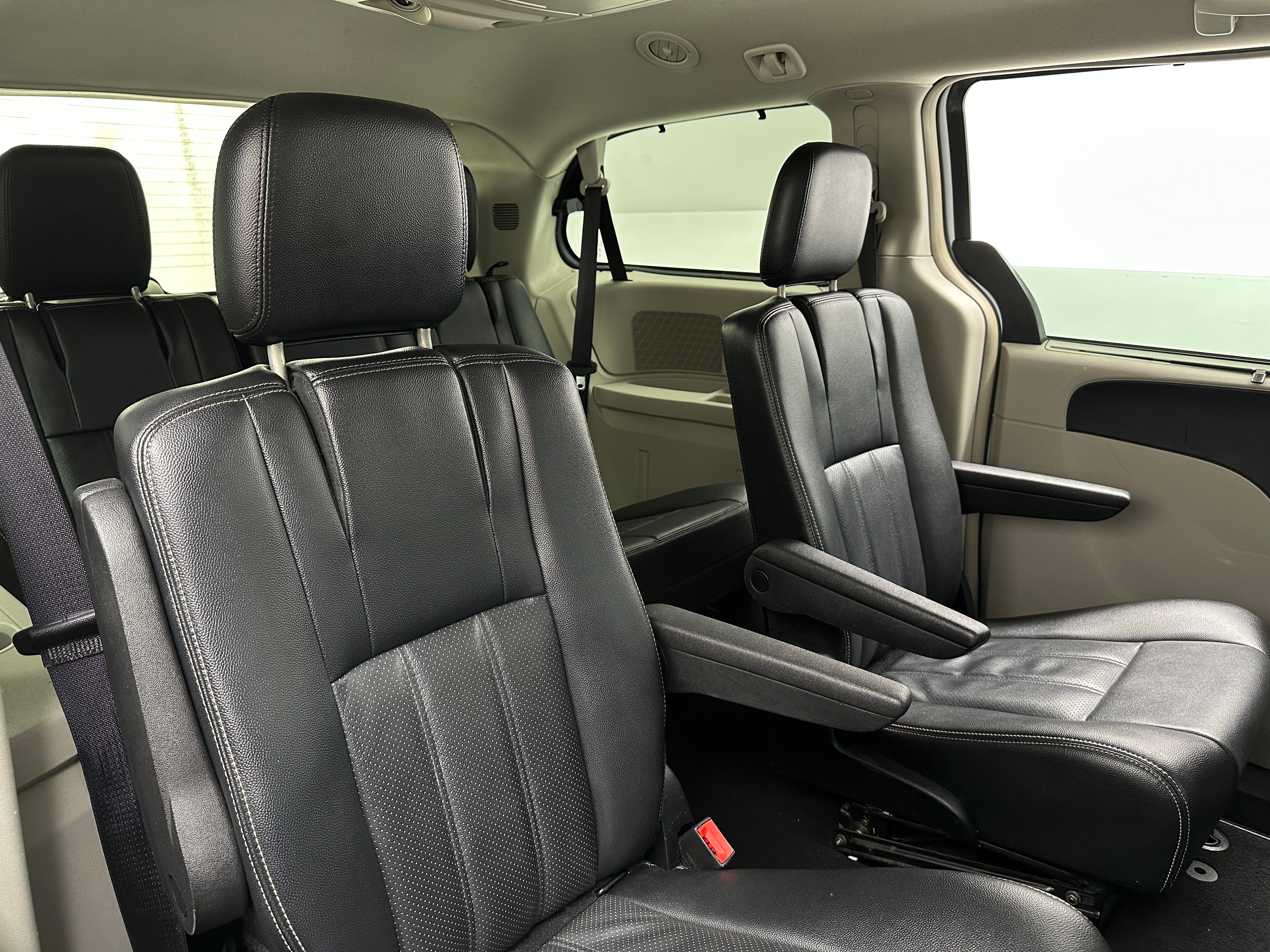 2015 Chrysler Town & Country Touring 5