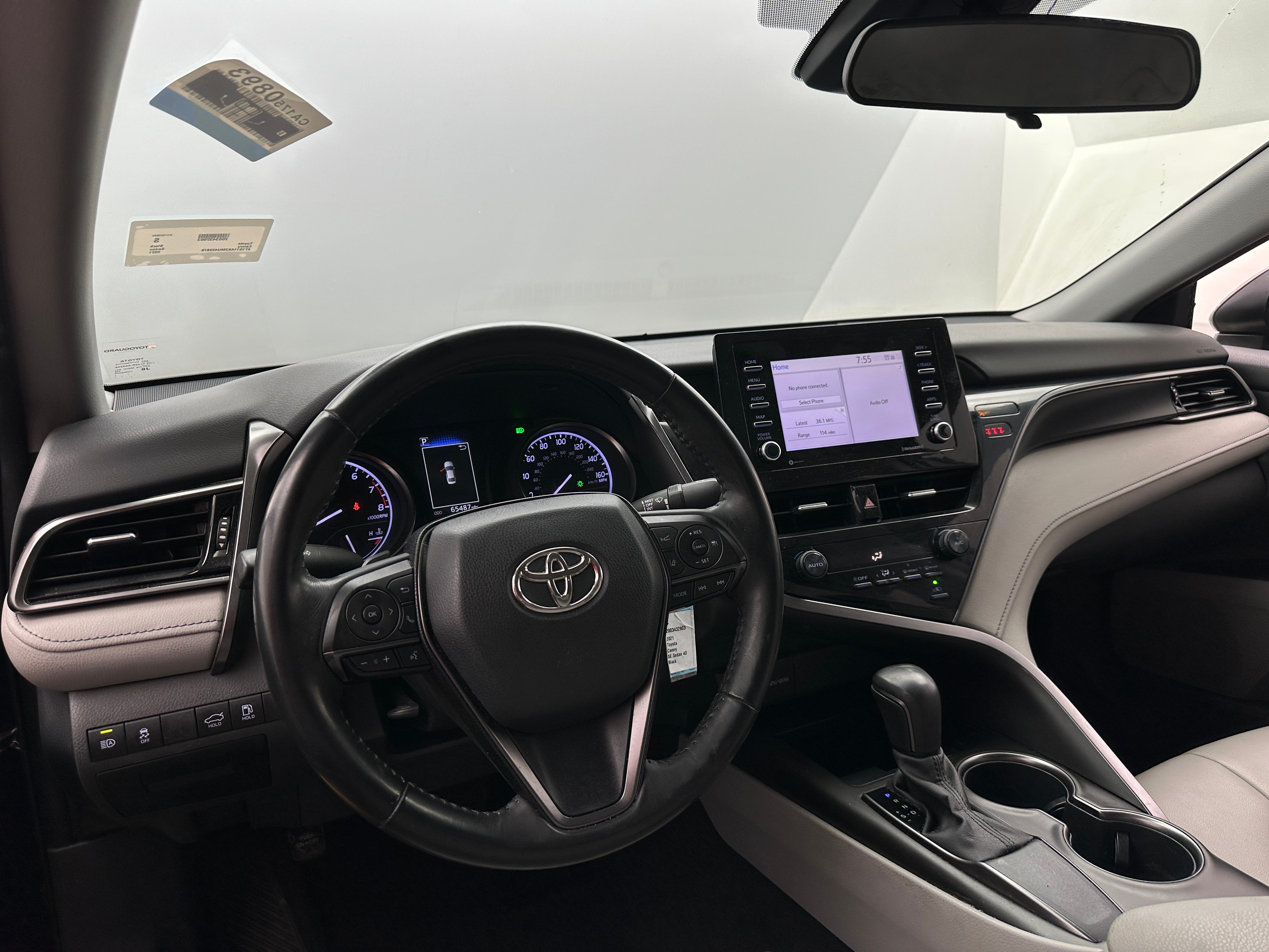 2021 Toyota Camry SE 2