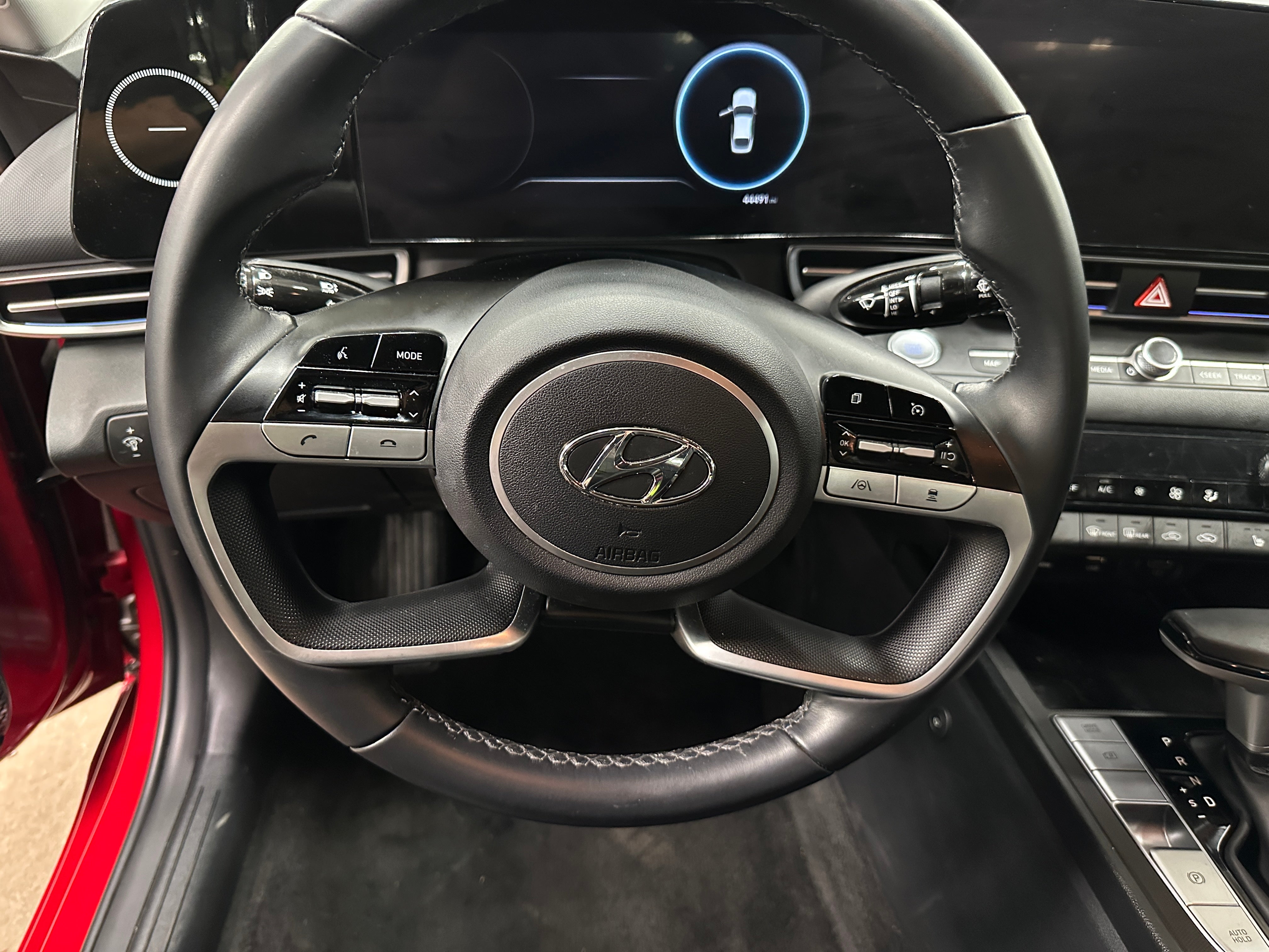 2022 Hyundai Elantra Limited Edition 4