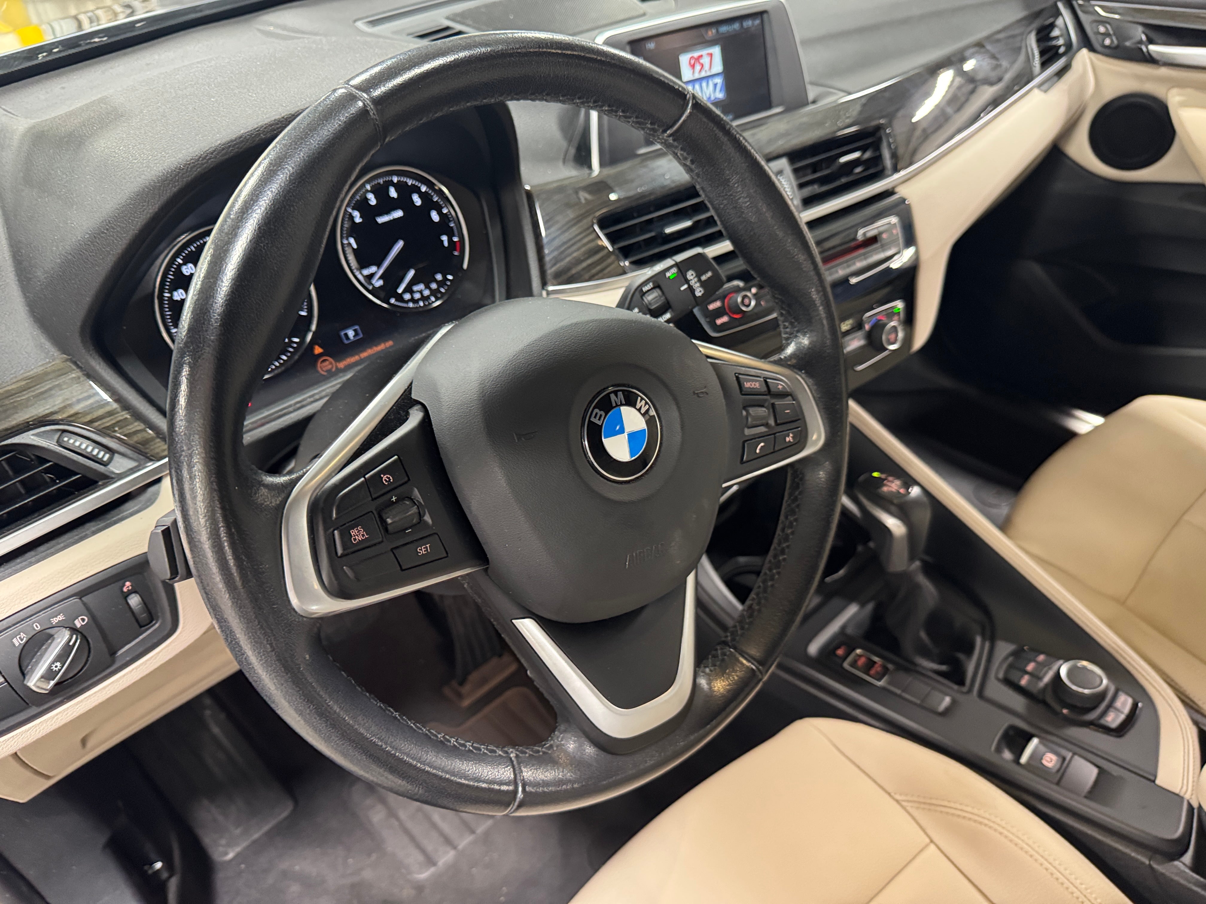 2018 BMW X1 sDrive28i 4