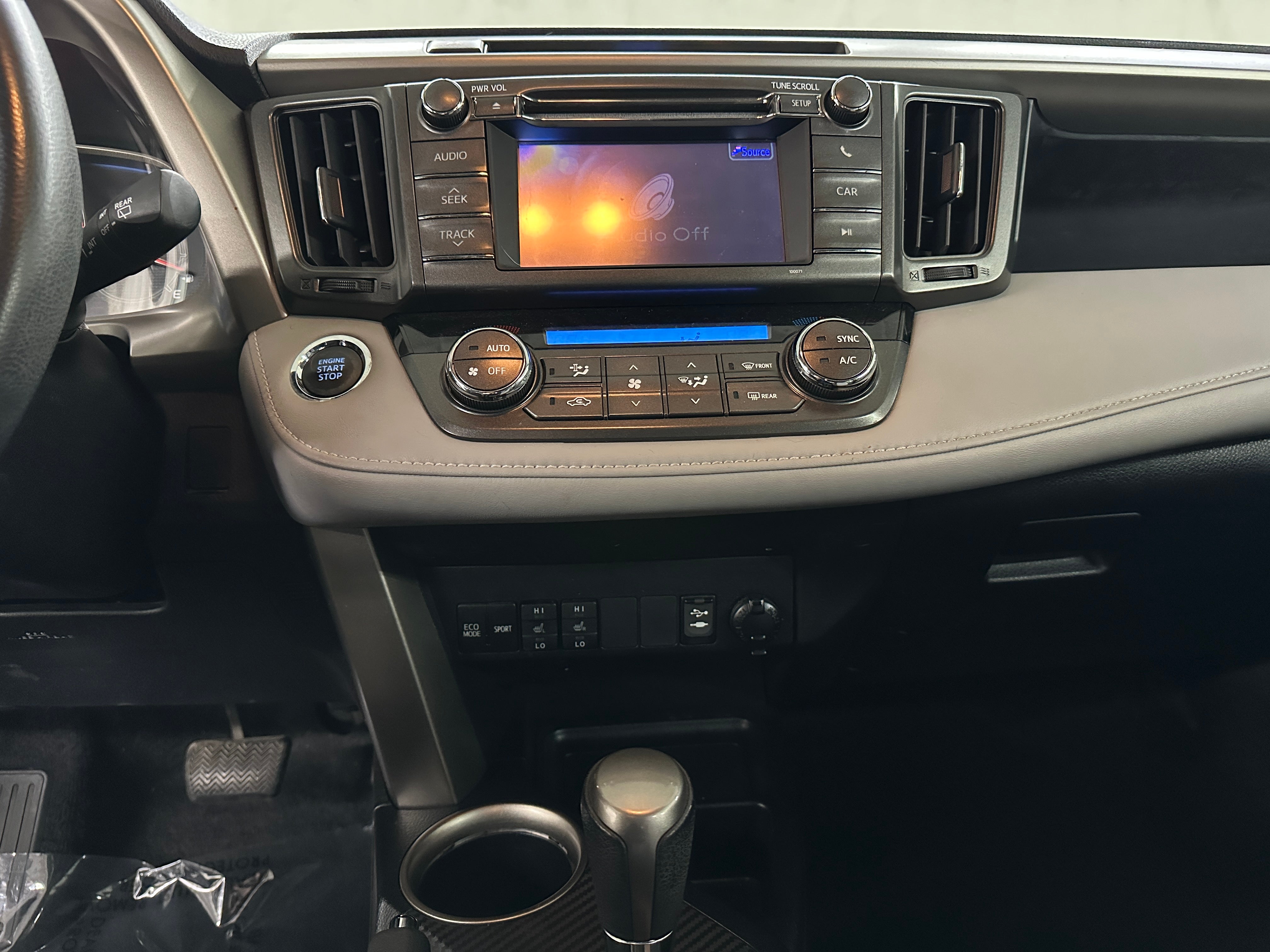 2013 Toyota RAV4 Limited 3