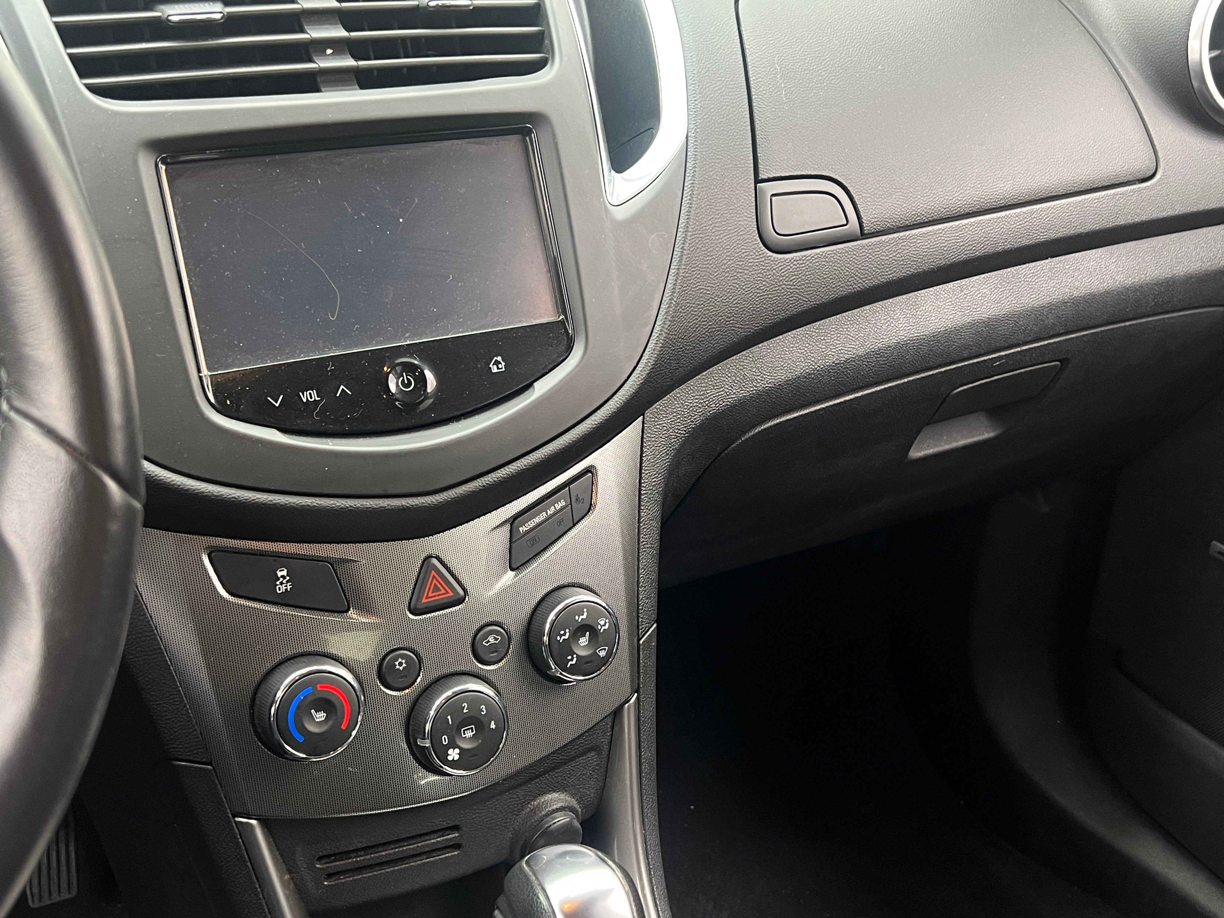 Thumbnail: 2016 Chevrolet Trax - 4