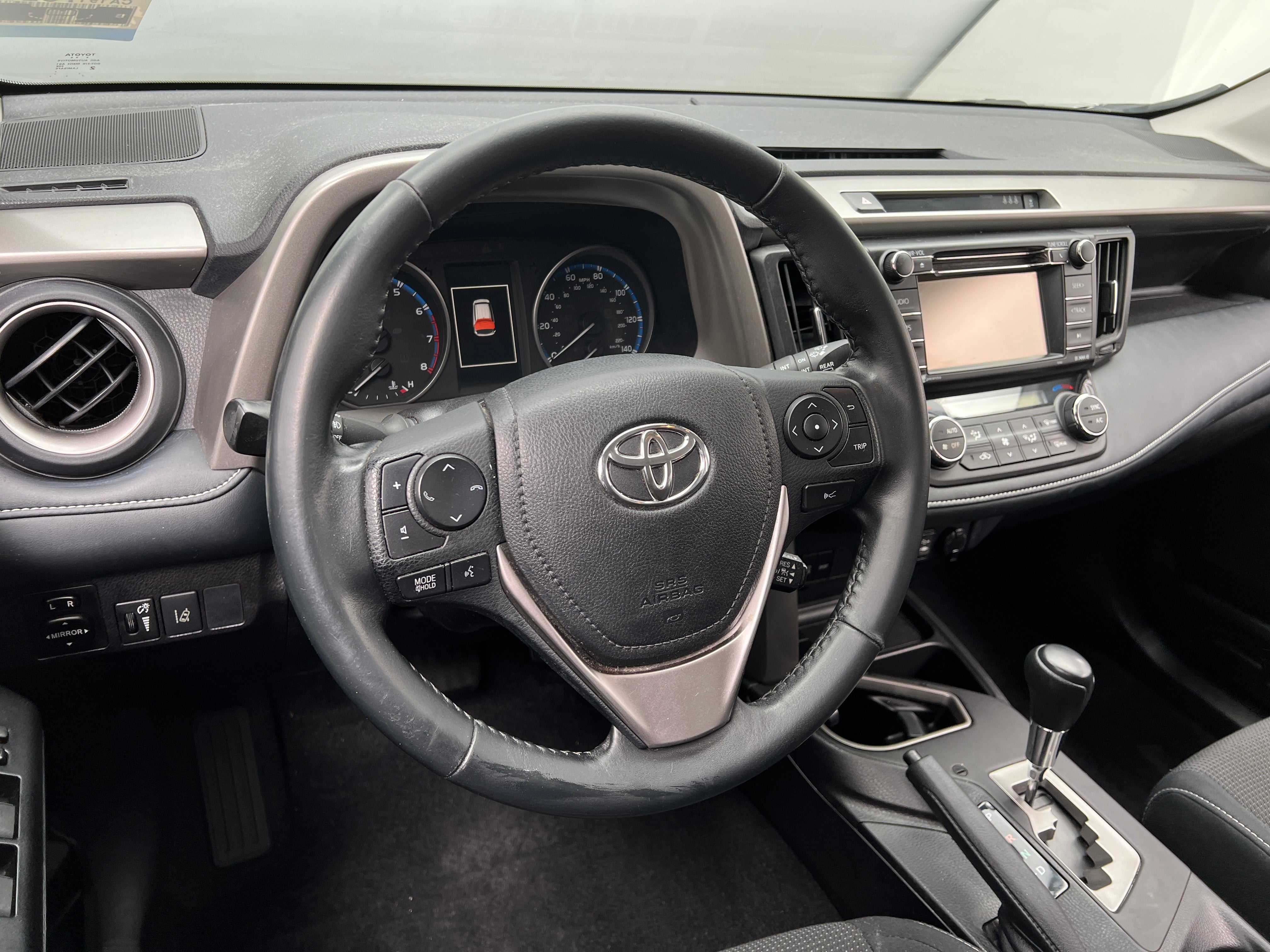 2018 Toyota RAV4 XLE 5