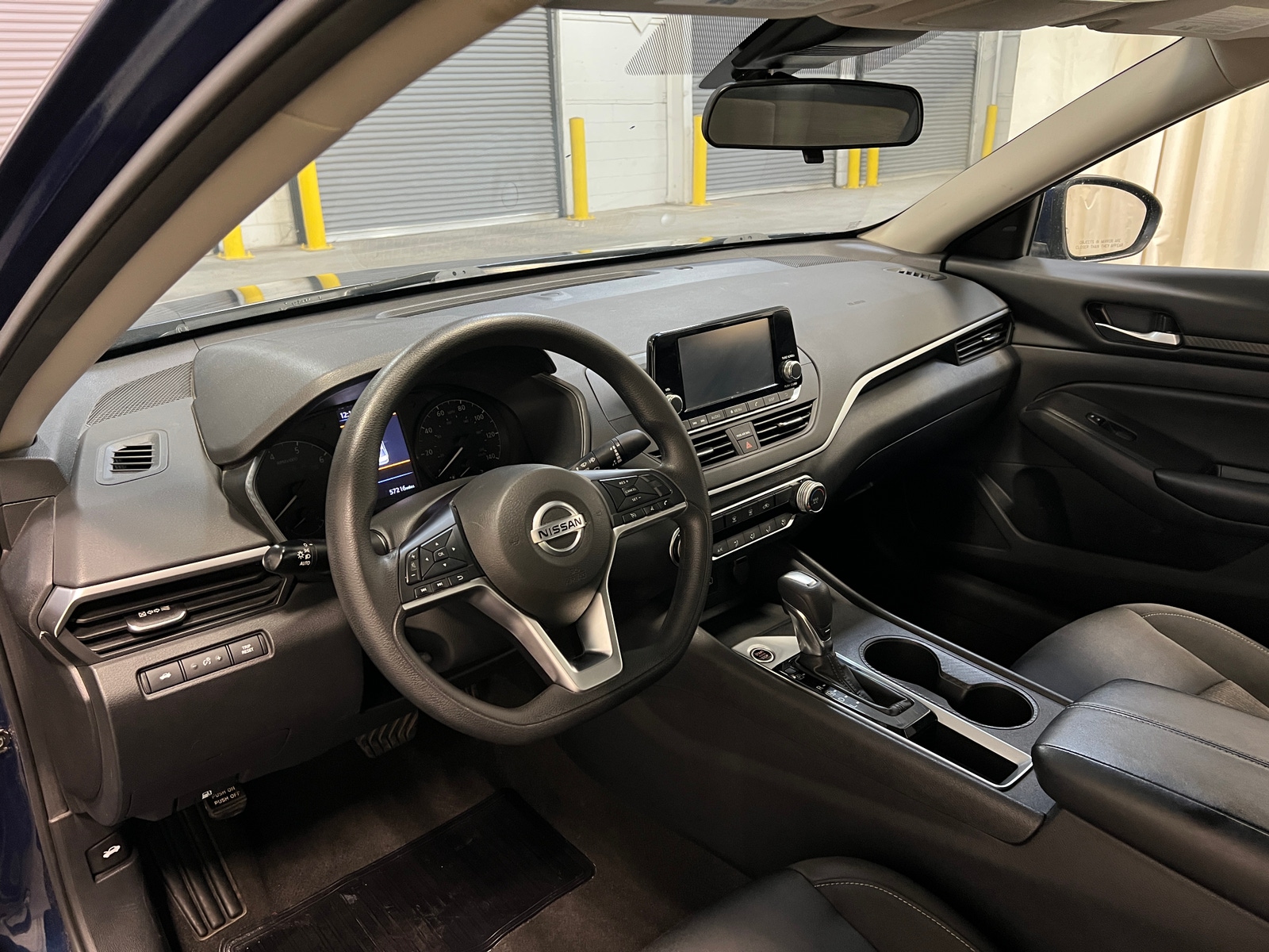 Thumbnail: 2022 Nissan Altima - 3